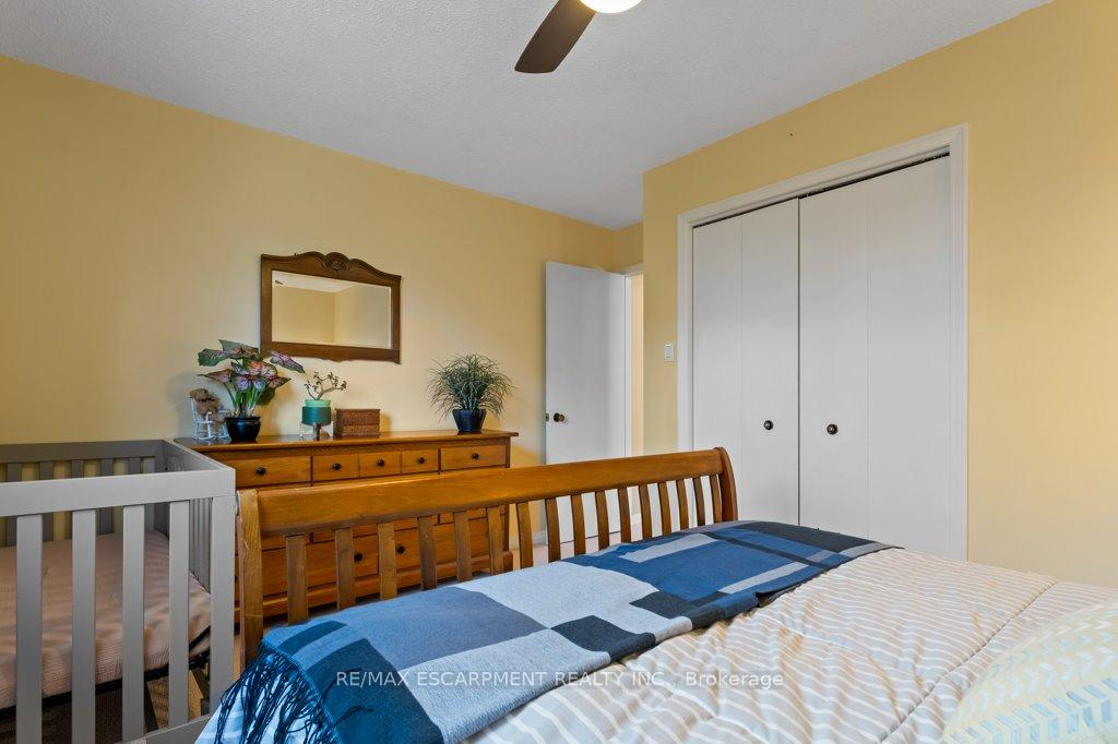 Photo 15 of 28 Bal Harbour Drive, Grimsby, Grimsby Beach — HOMEH
