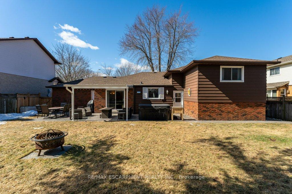 Photo 40 of 28 Bal Harbour Drive, Grimsby, Grimsby Beach — HOMEH