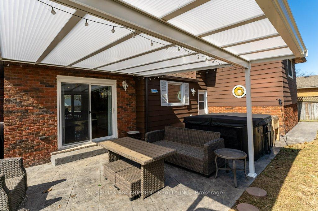 Photo 41 of 28 Bal Harbour Drive, Grimsby, Grimsby Beach — HOMEH