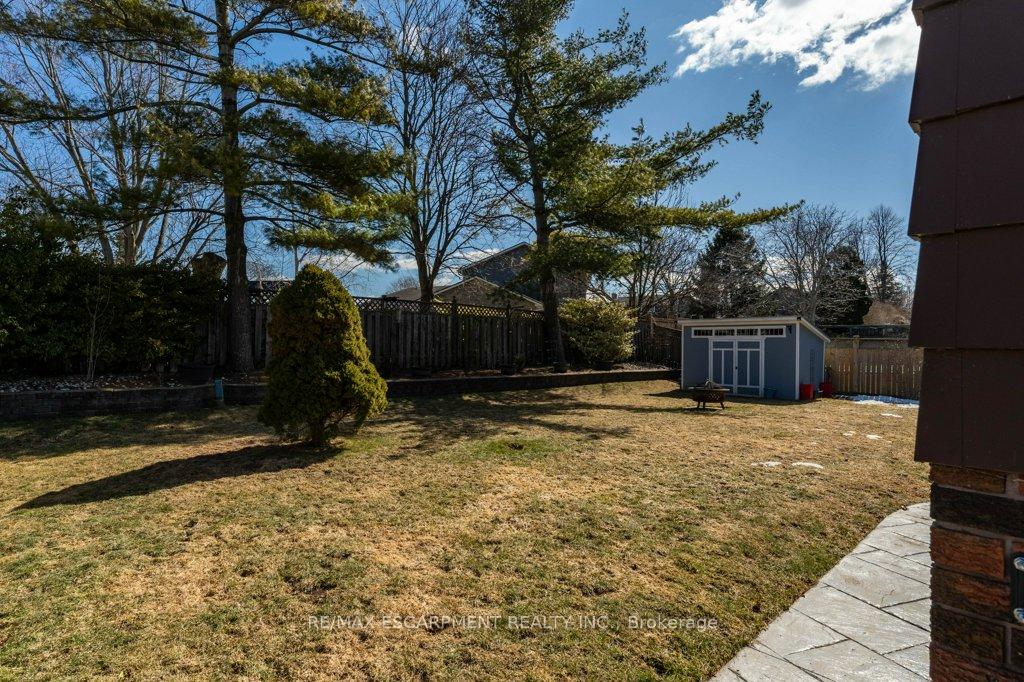 Photo 42 of 28 Bal Harbour Drive, Grimsby, Grimsby Beach — HOMEH