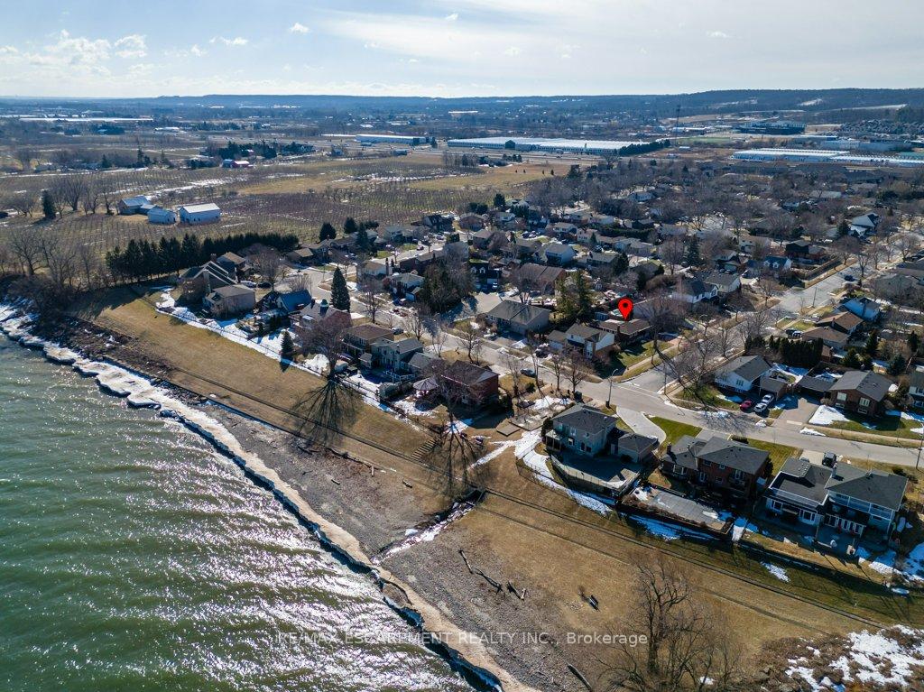 Photo 44 of 28 Bal Harbour Drive, Grimsby, Grimsby Beach — HOMEH