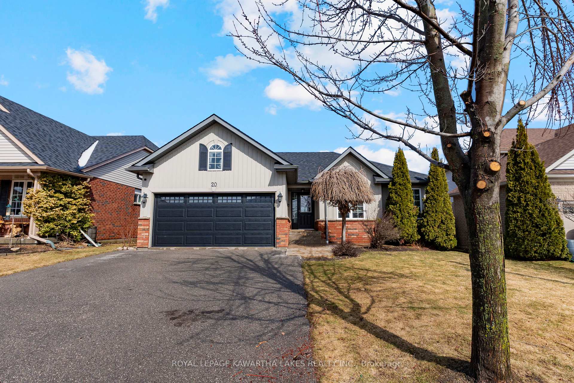 Photo 1 of 20 Thrushwood Trail, Kawartha Lakes, Lindsay — HOMEH