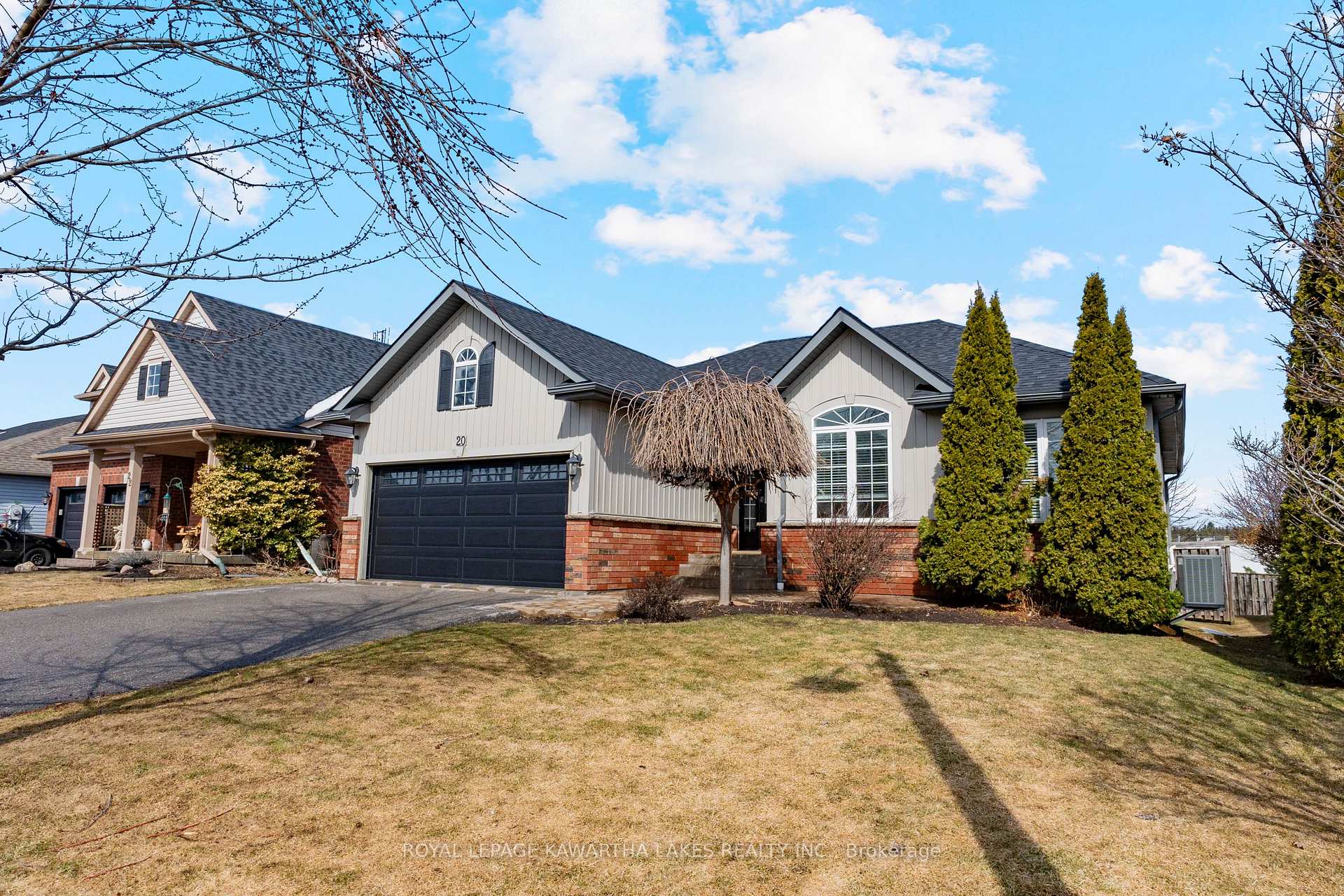 Photo 3 of 20 Thrushwood Trail, Kawartha Lakes, Lindsay — HOMEH