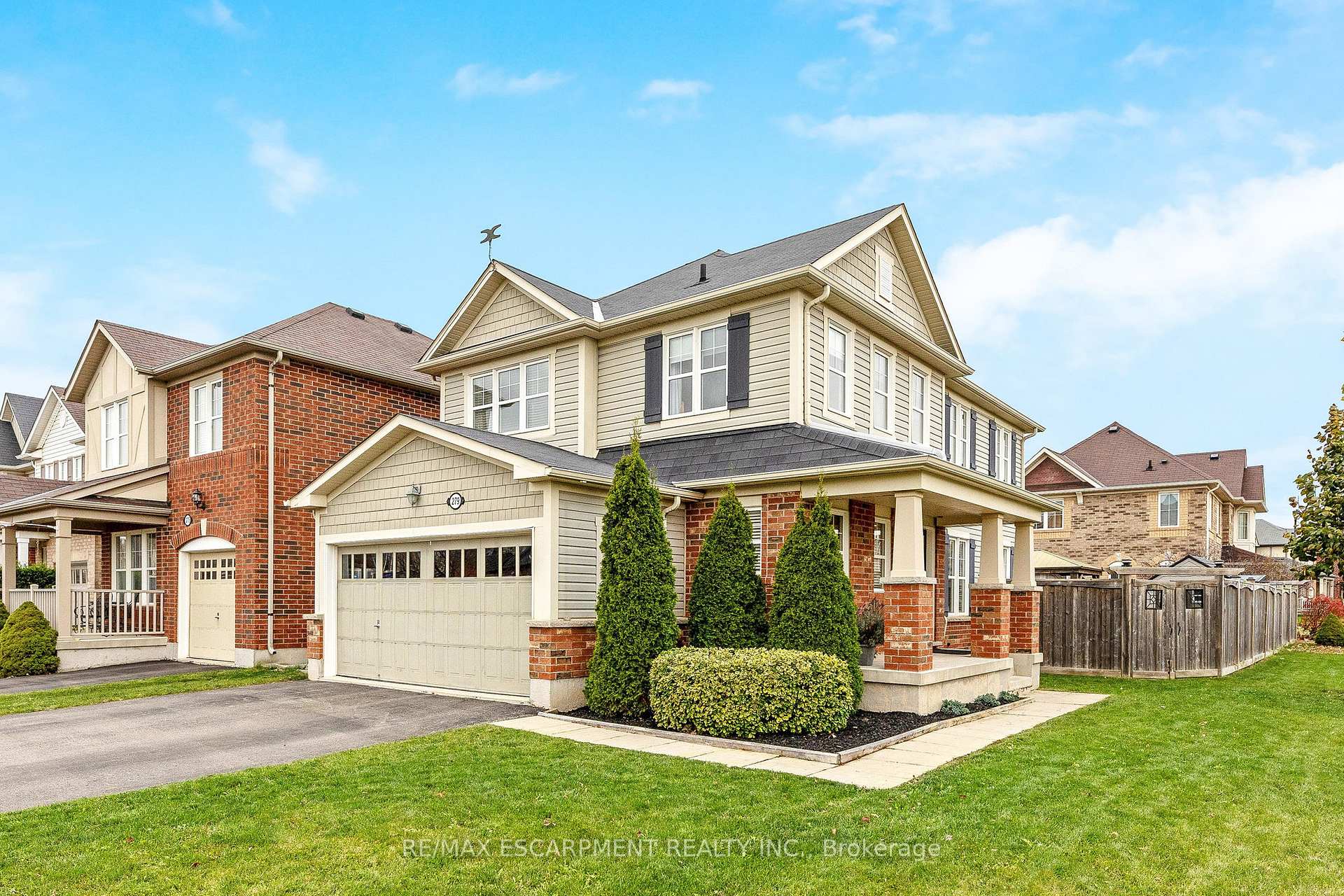 Photo 3 of 279 Leiterman Drive, Milton, Willmott — HOMEH