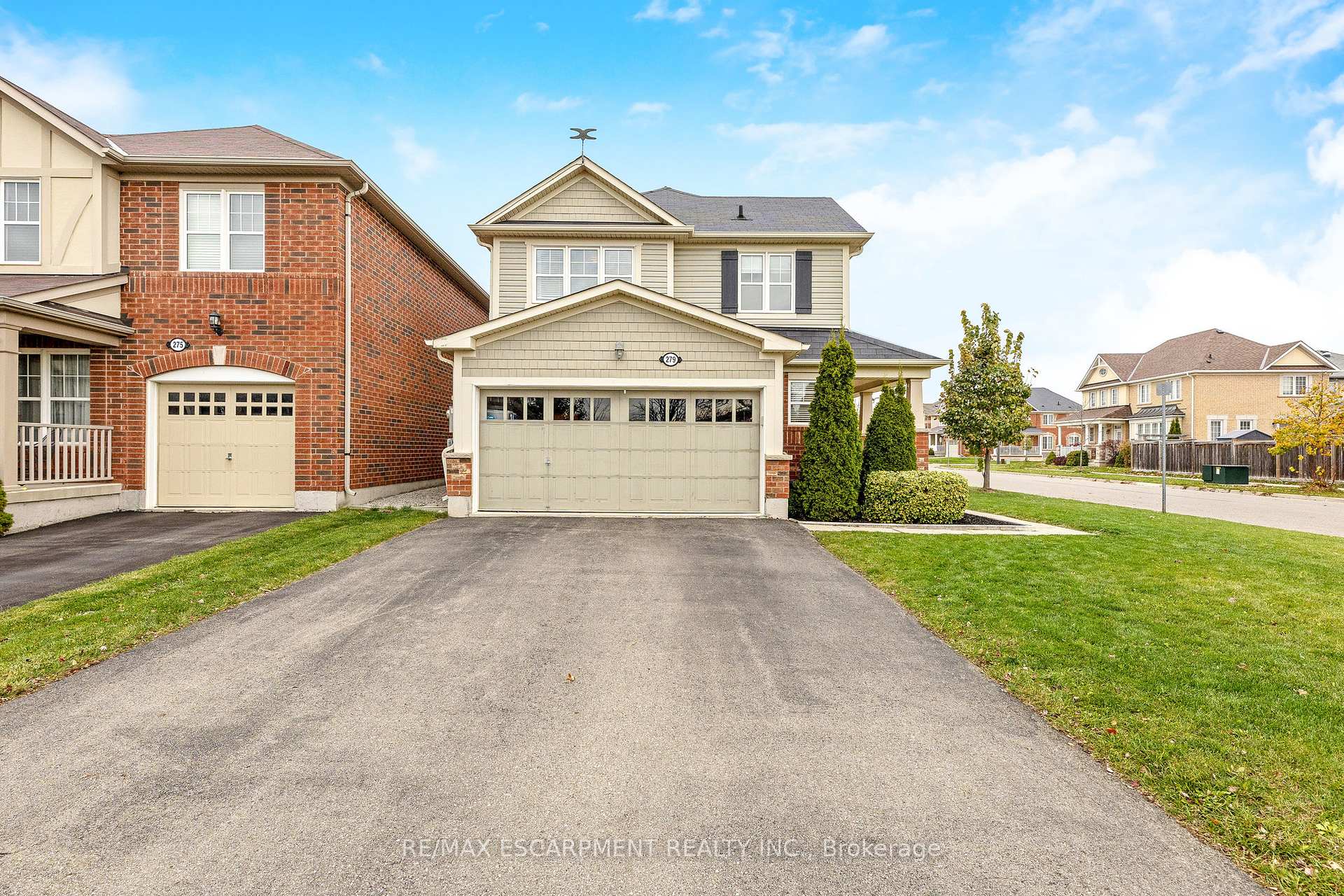 Photo 4 of 279 Leiterman Drive, Milton, Willmott — HOMEH