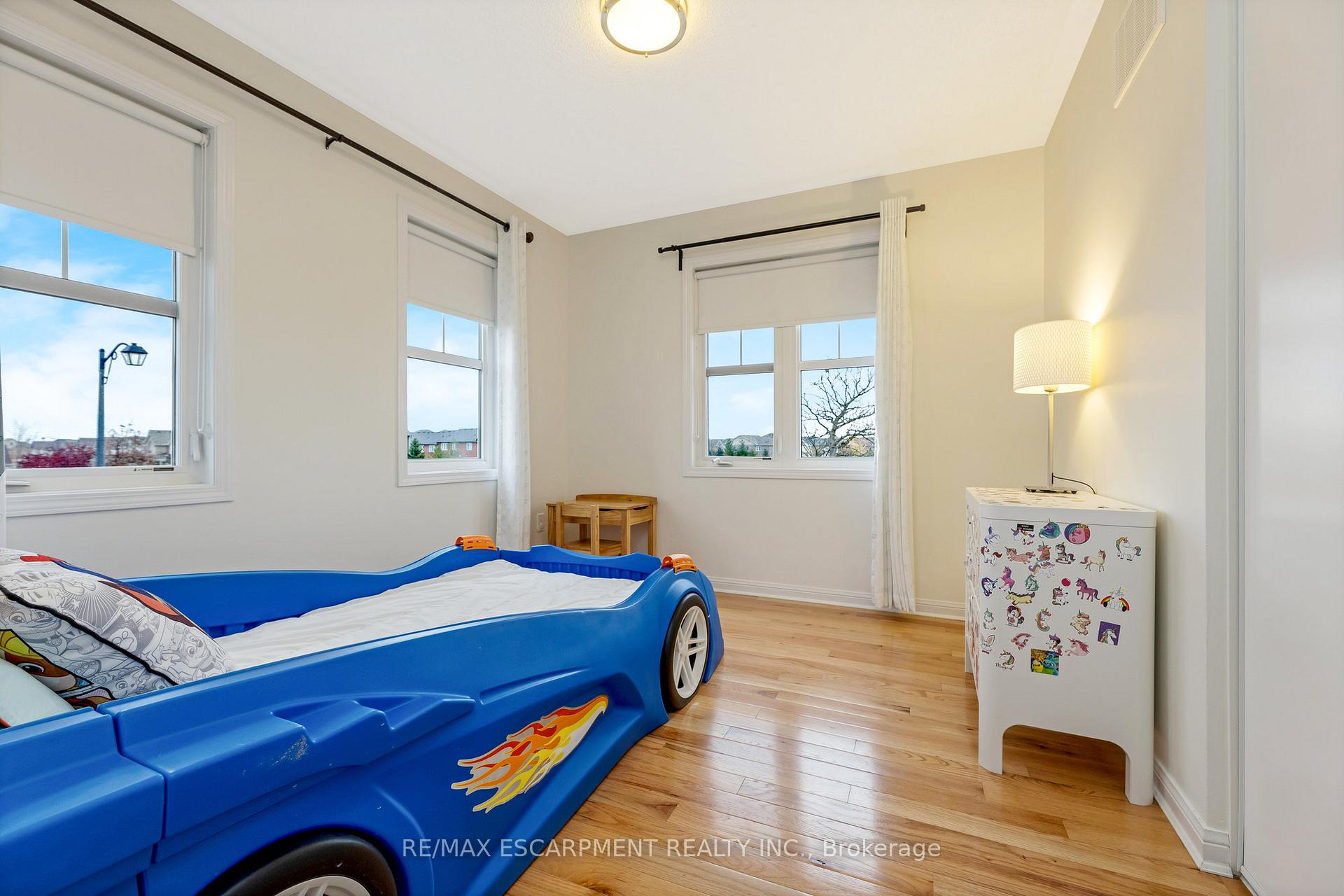 Photo 25 of 279 Leiterman Drive, Milton, Willmott — HOMEH