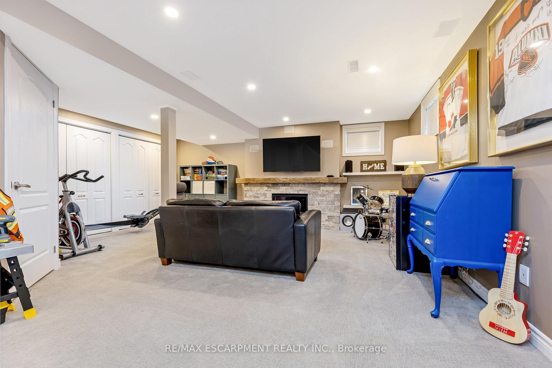 Photo 28 of 279 Leiterman Drive, Milton, Willmott — HOMEH