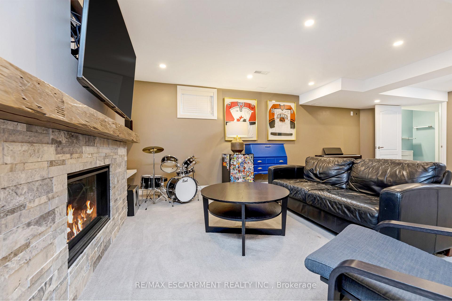Photo 29 of 279 Leiterman Drive, Milton, Willmott — HOMEH