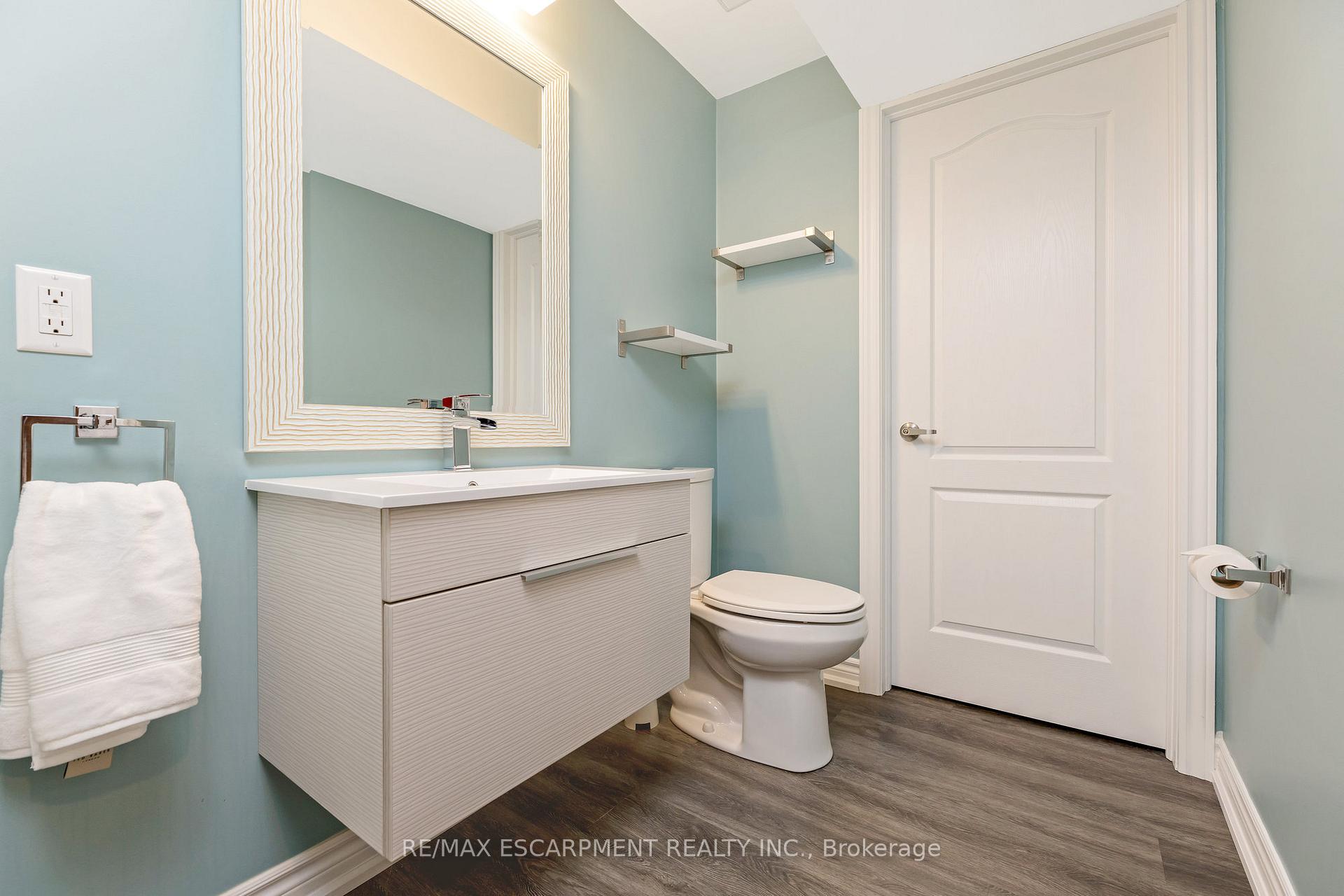 Photo 31 of 279 Leiterman Drive, Milton, Willmott — HOMEH