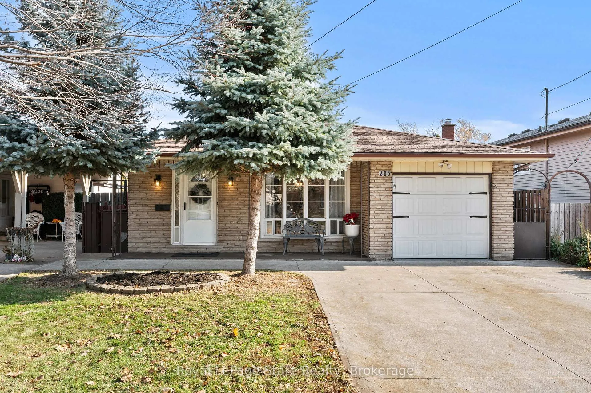 Photo 1 of 215 Berkindale Drive, Hamilton, Riverdale — HOMEH