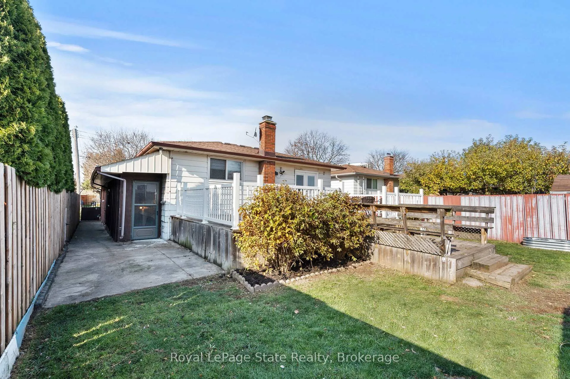 Photo 23 of 215 Berkindale Drive, Hamilton, Riverdale — HOMEH