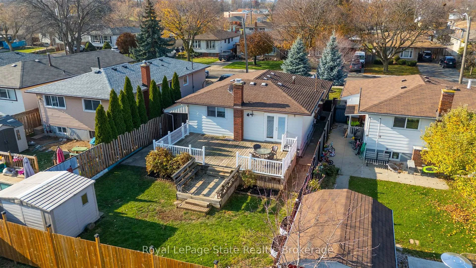 Photo 26 of 215 Berkindale Drive, Hamilton, Riverdale — HOMEH
