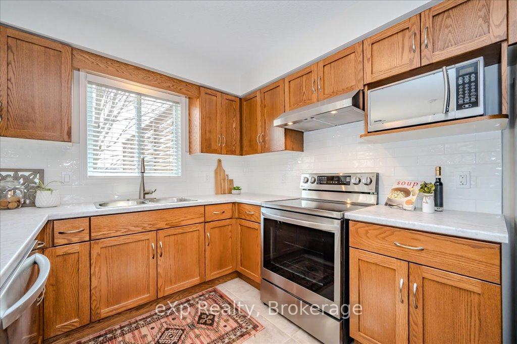 Photo 10 of 216 Severn Drive, Guelph, Grange Road — HOMEH