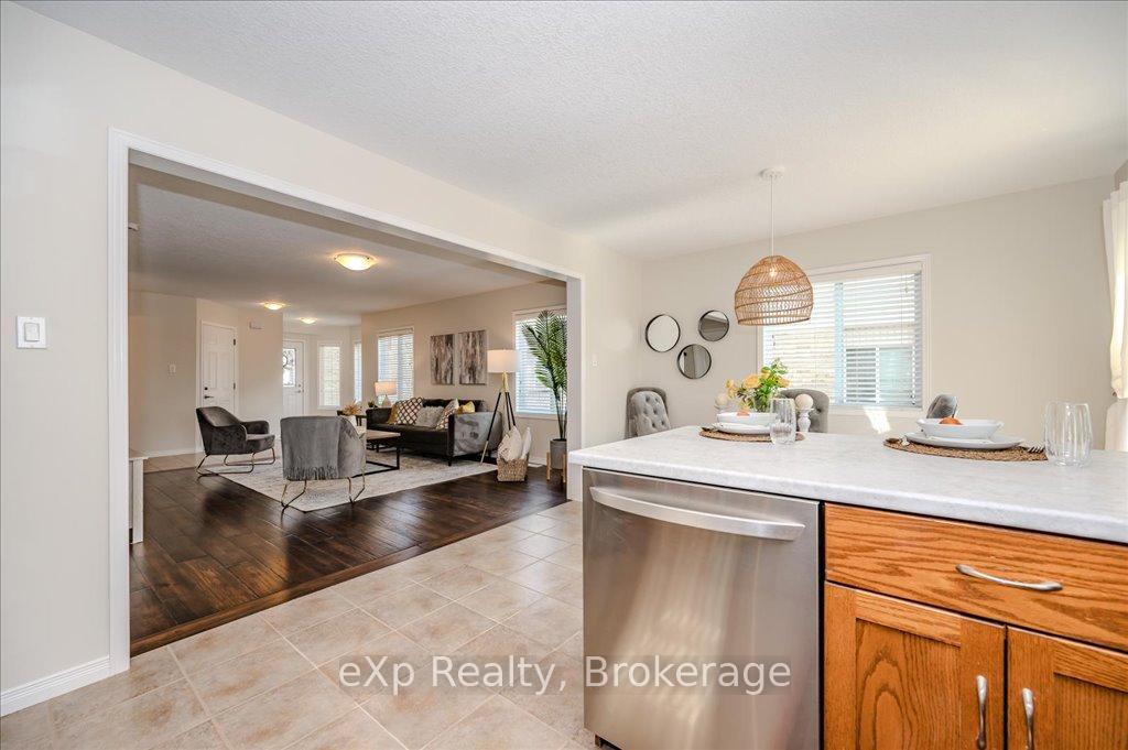 Photo 12 of 216 Severn Drive, Guelph, Grange Road — HOMEH