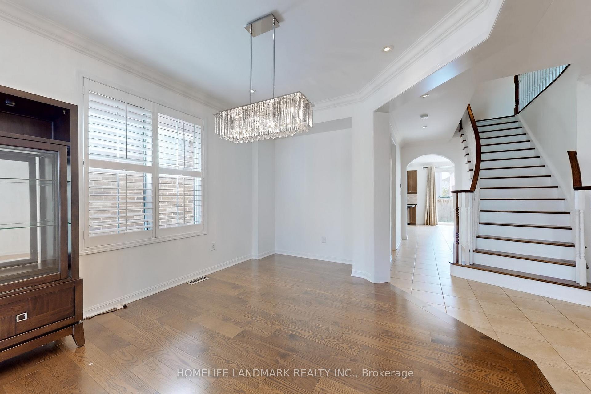 Photo 6 of 942 Drysdale Crescent, Milton, Willmott — HOMEH