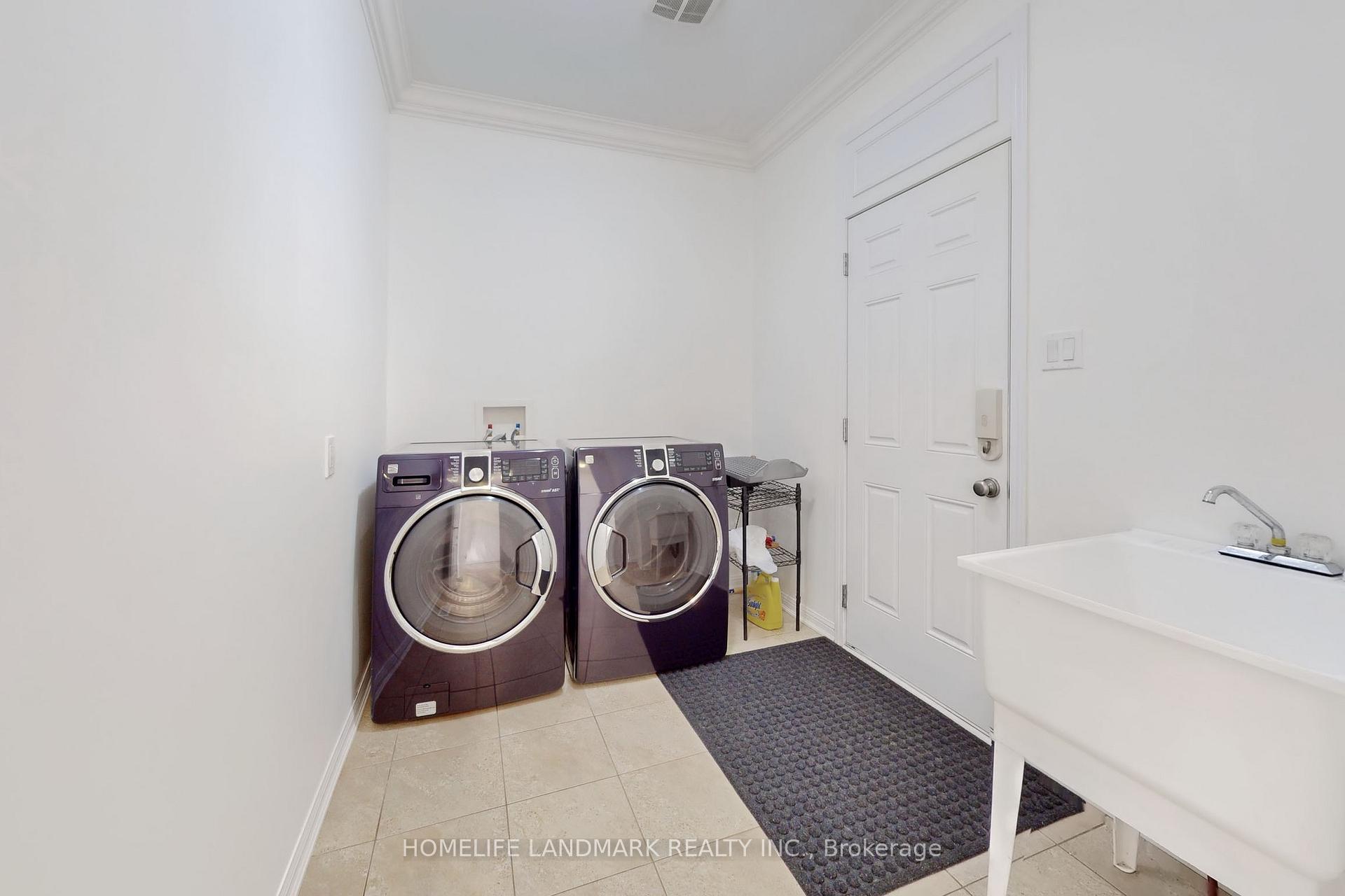 Photo 21 of 942 Drysdale Crescent, Milton, Willmott — HOMEH