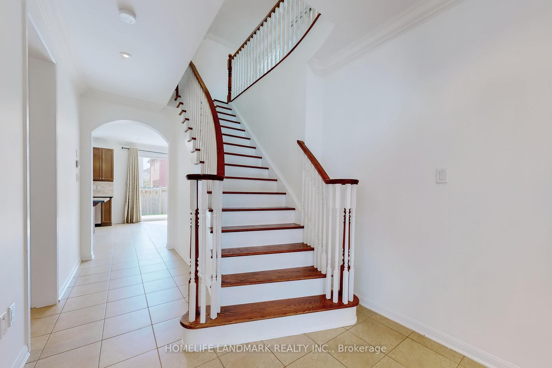 Photo 22 of 942 Drysdale Crescent, Milton, Willmott — HOMEH