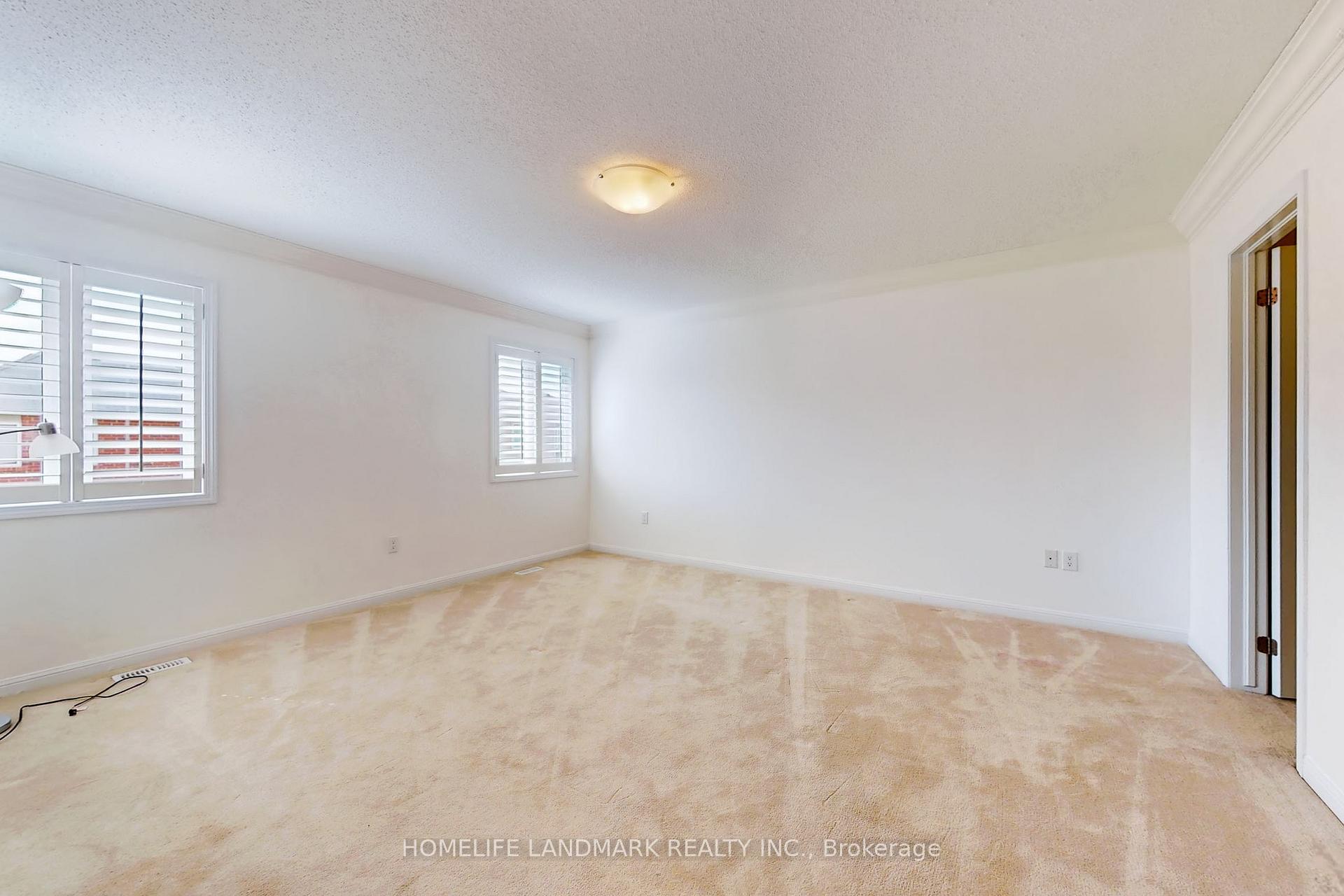 Photo 24 of 942 Drysdale Crescent, Milton, Willmott — HOMEH