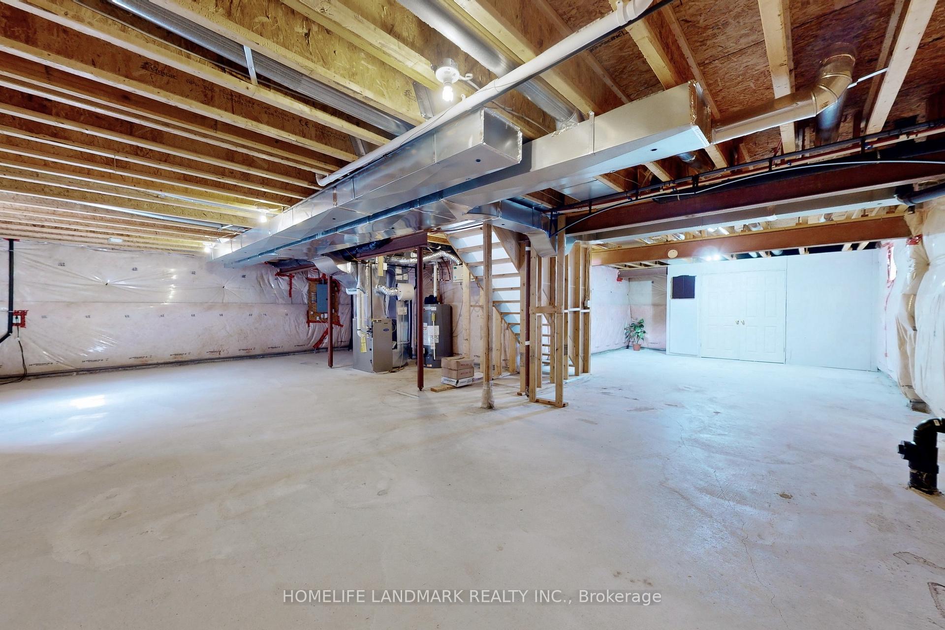 Photo 36 of 942 Drysdale Crescent, Milton, Willmott — HOMEH