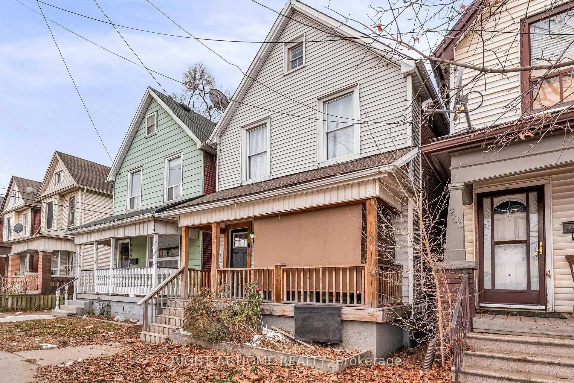 Photo 6 of 207 Lottridge Street, Hamilton, Stipley — HOMEH