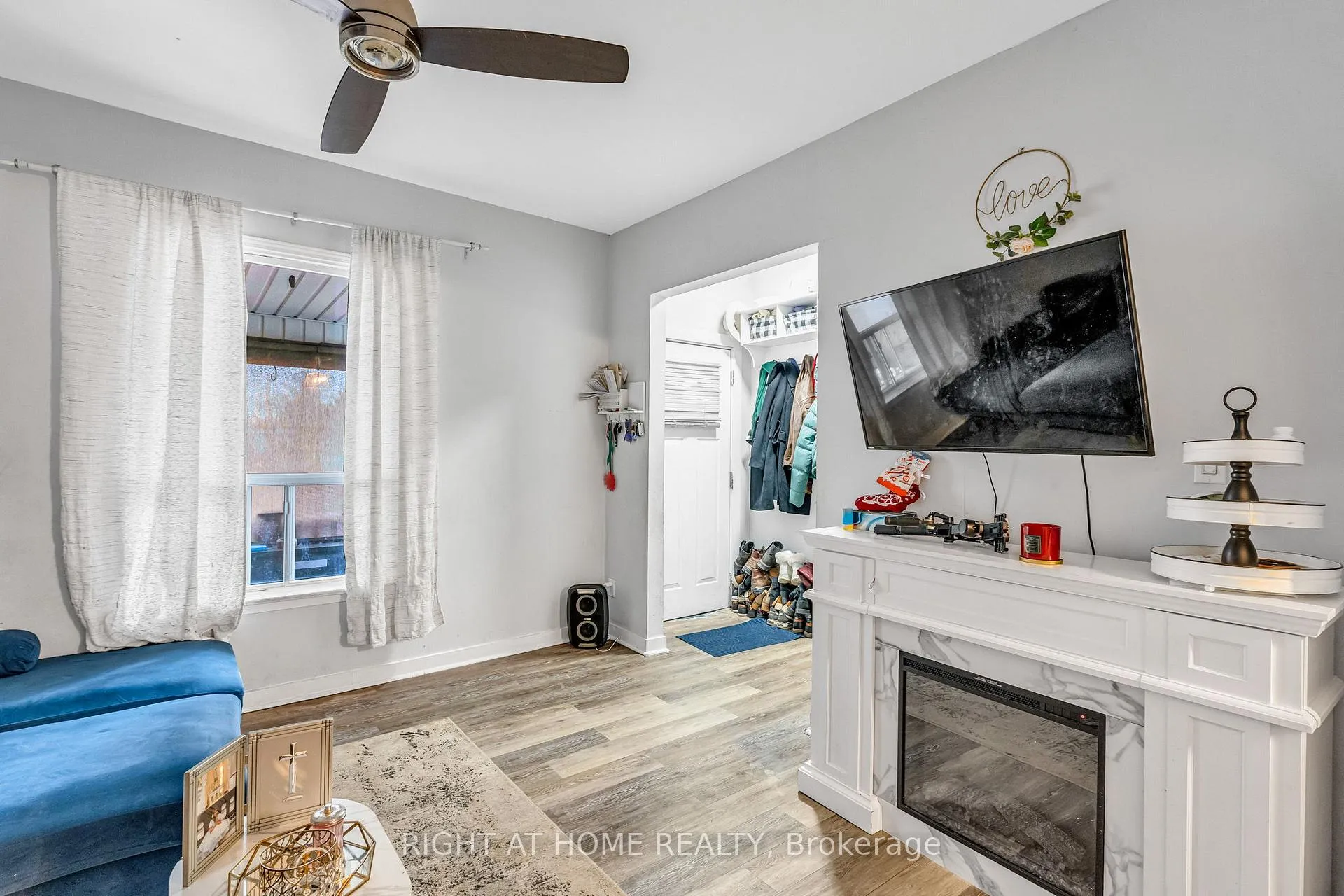 Photo 11 of 207 Lottridge Street, Hamilton, Stipley — HOMEH