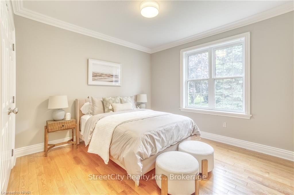 Photo 21 of 13 Harbour Court, Bluewater, Bayfield — HOMEH