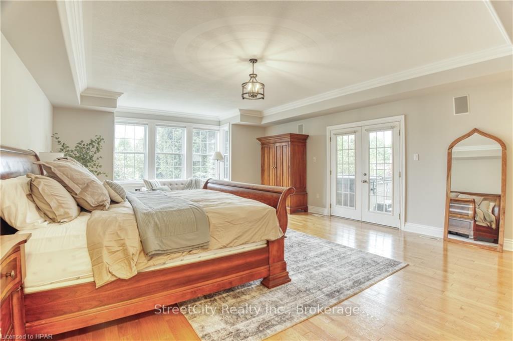 Photo 20 of 13 Harbour Court, Bluewater, Bayfield — HOMEH