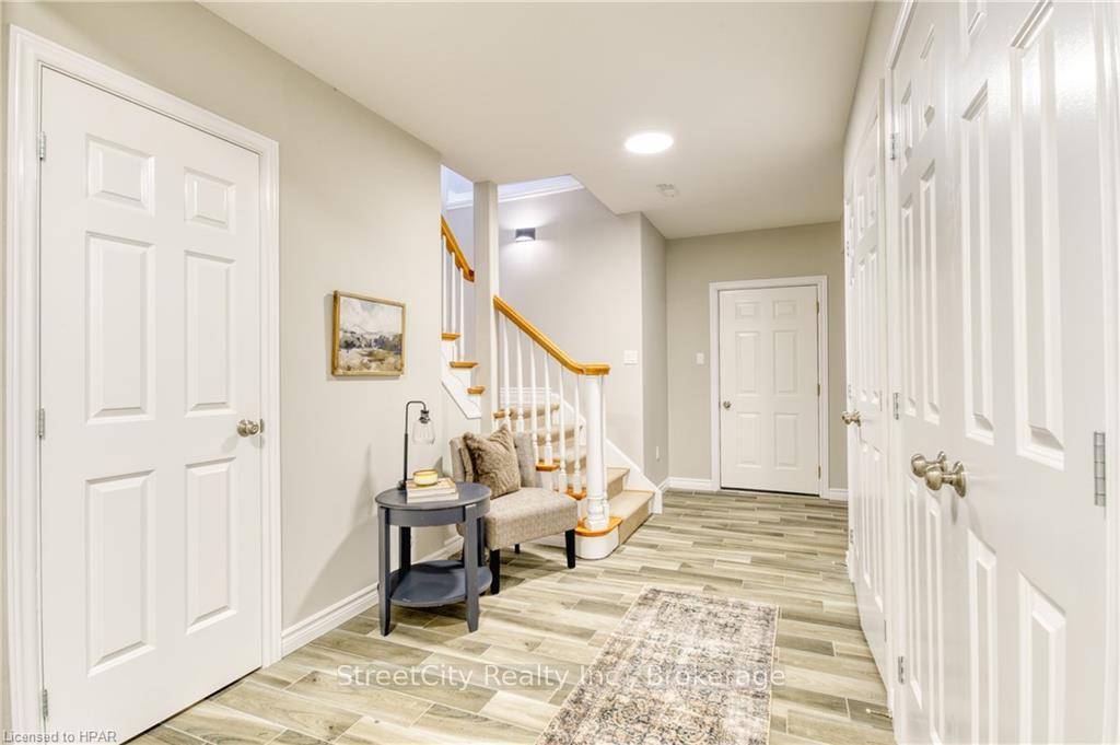 Photo 25 of 13 Harbour Court, Bluewater, Bayfield — HOMEH