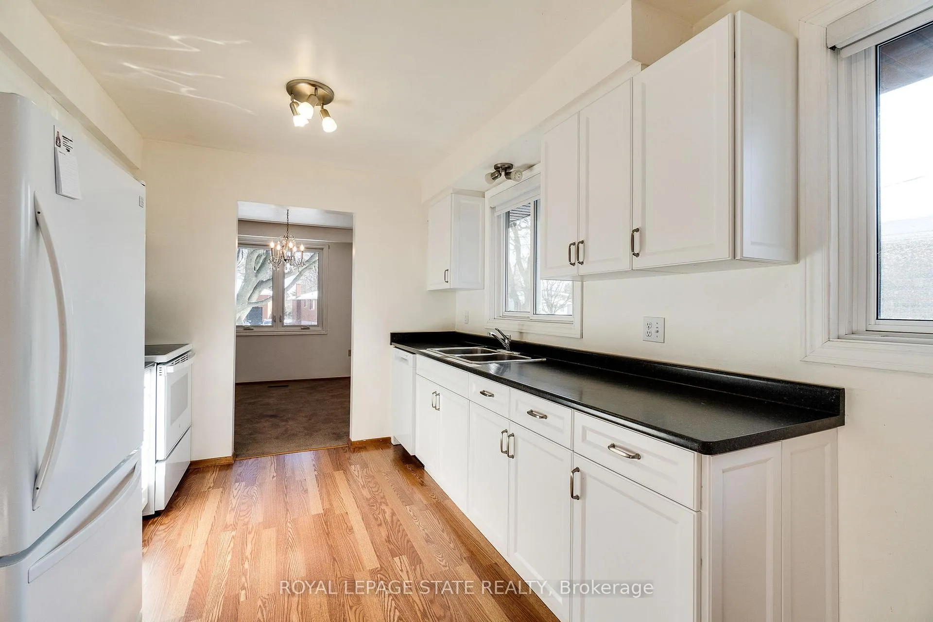Photo 21 of 286 West 18th Street, Hamilton, Rolston — HOMEH