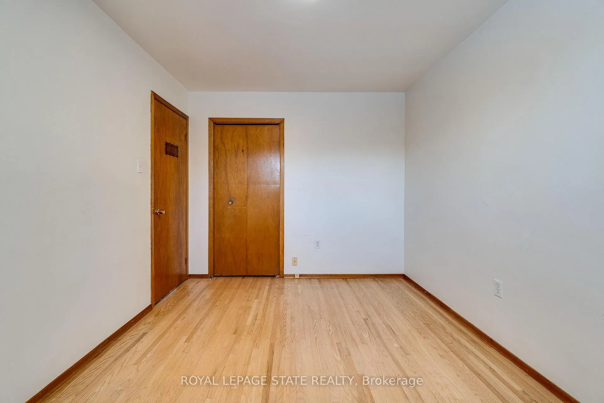 Photo 26 of 286 West 18th Street, Hamilton, Rolston — HOMEH