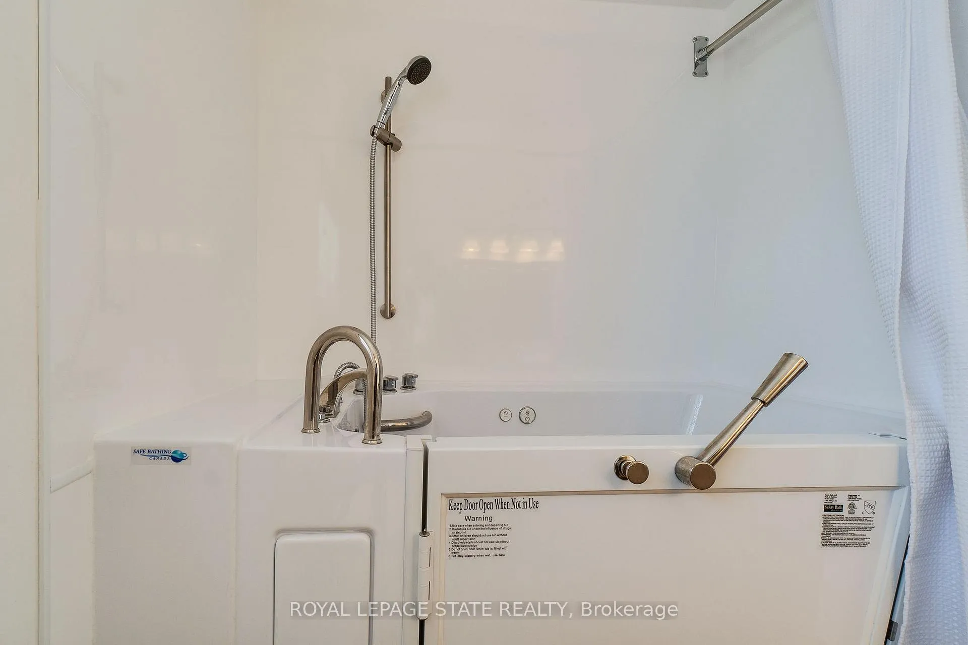 Photo 32 of 286 West 18th Street, Hamilton, Rolston — HOMEH