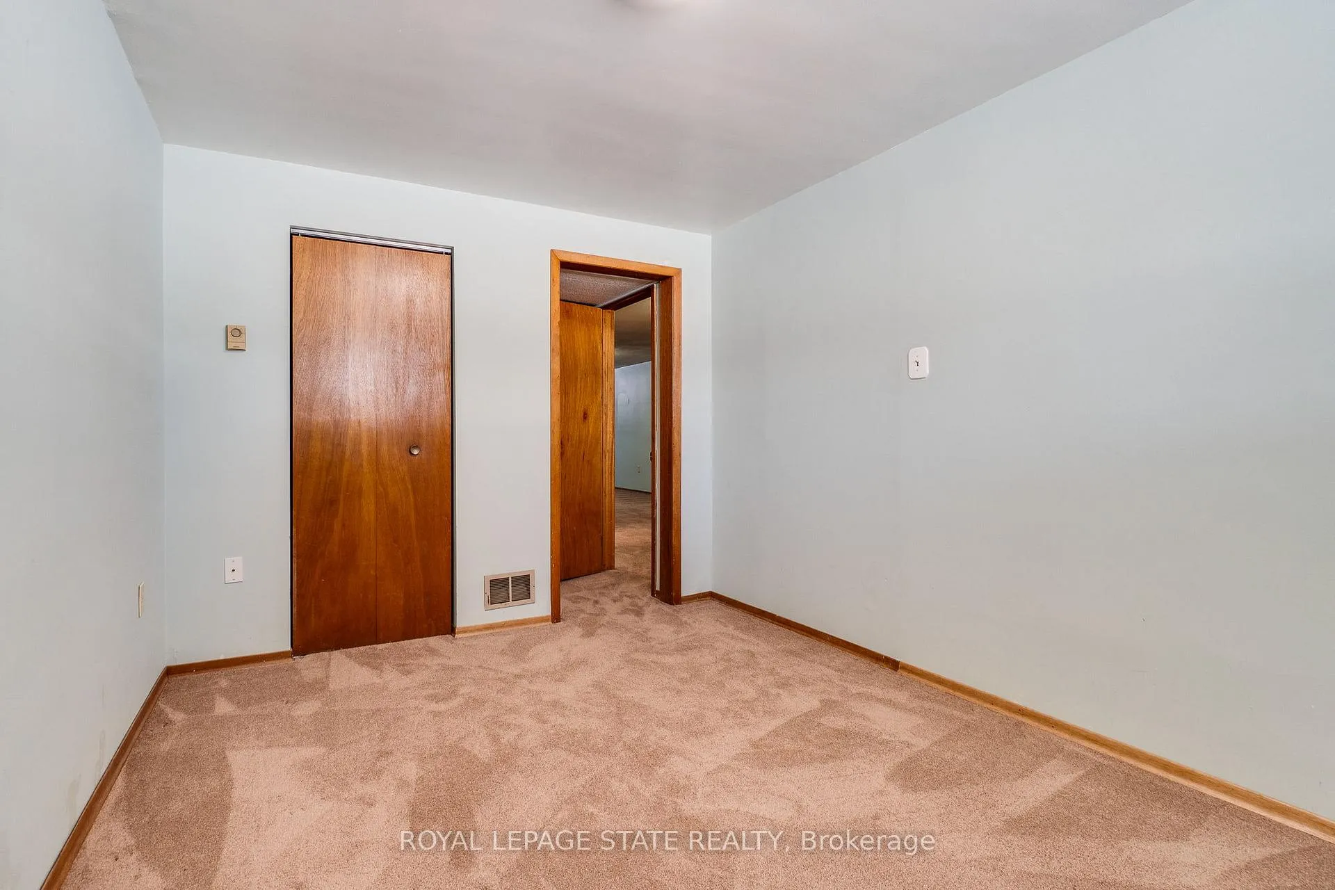 Photo 41 of 286 West 18th Street, Hamilton, Rolston — HOMEH