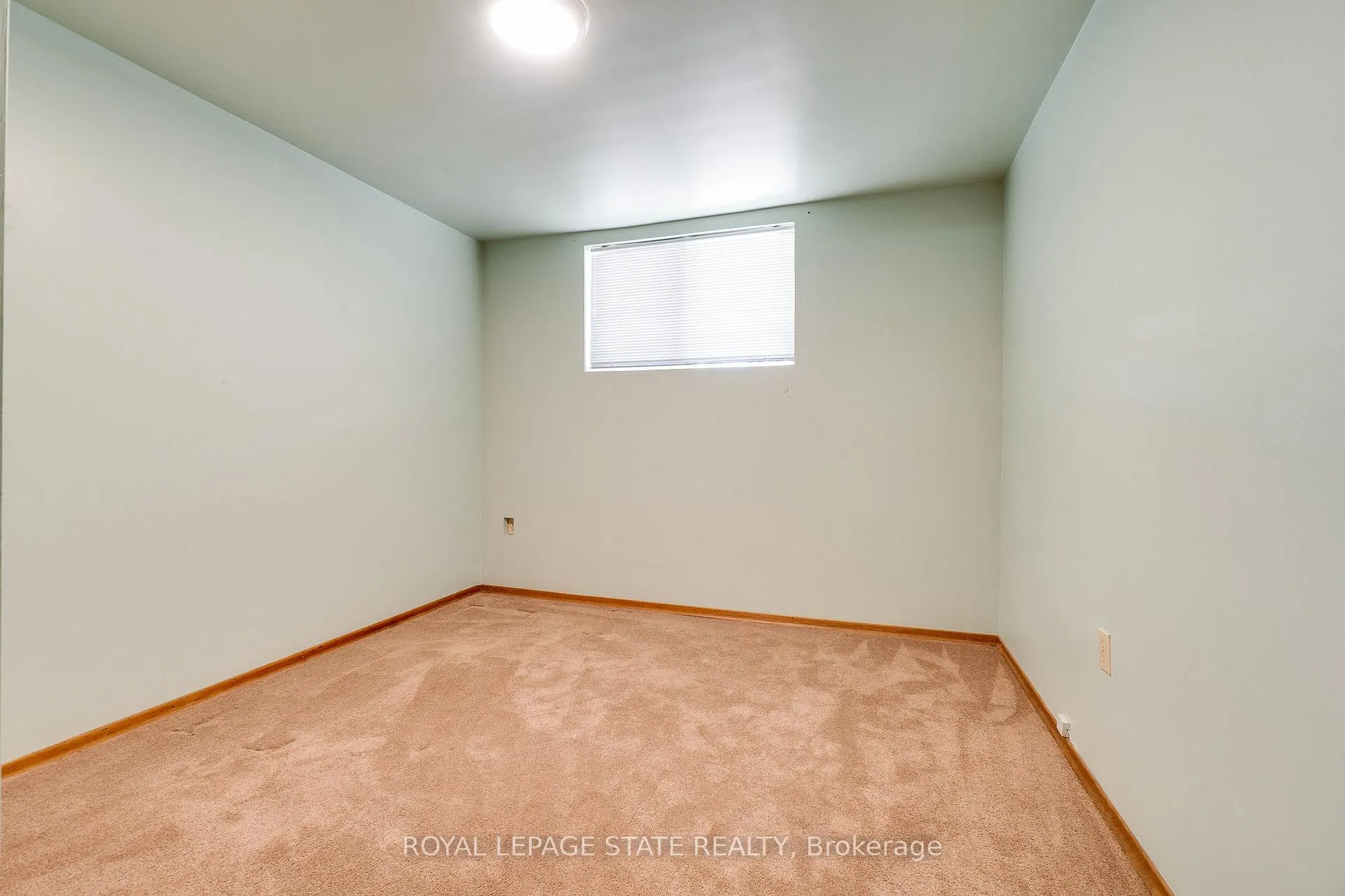 Photo 42 of 286 West 18th Street, Hamilton, Rolston — HOMEH