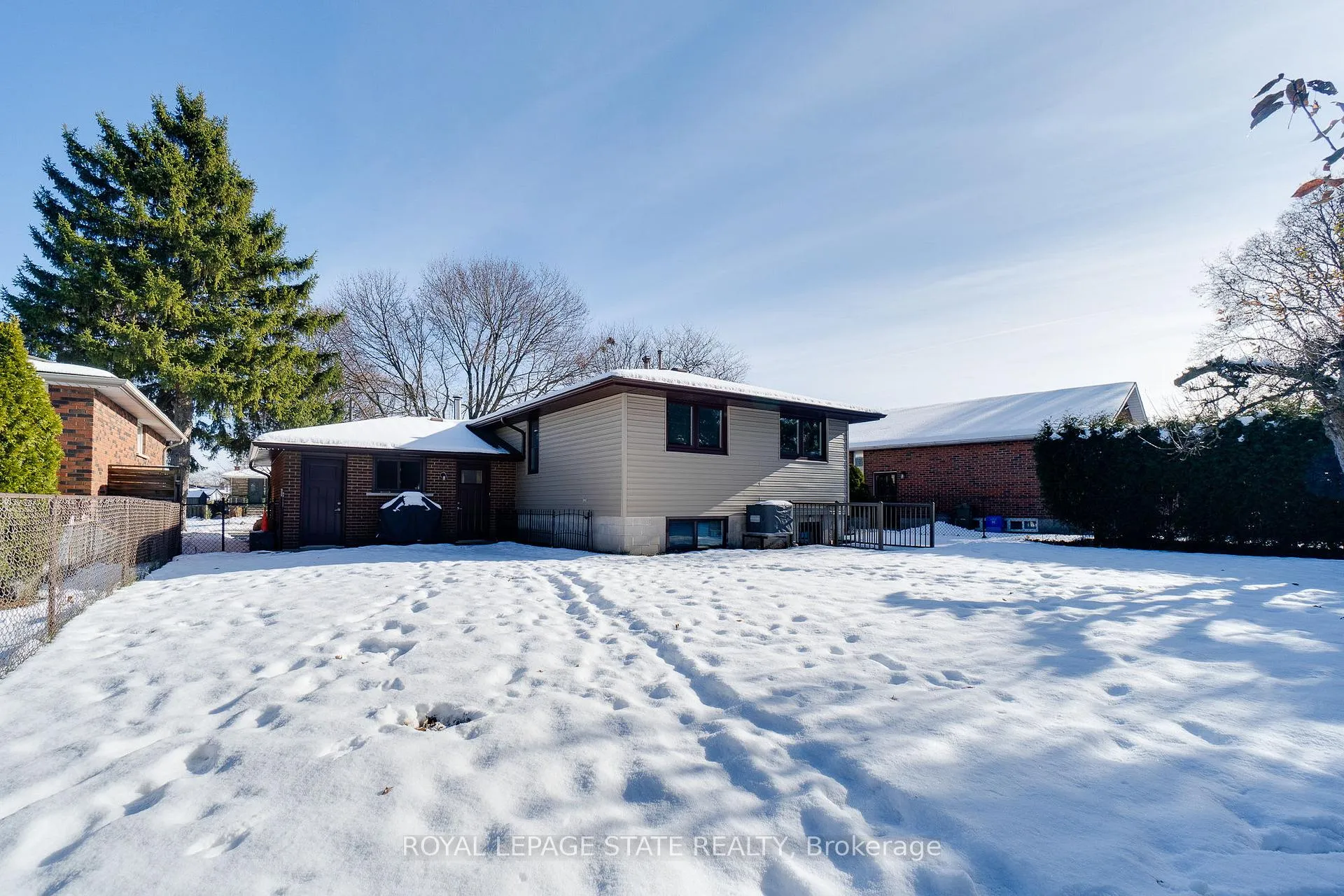 Photo 50 of 286 West 18th Street, Hamilton, Rolston — HOMEH