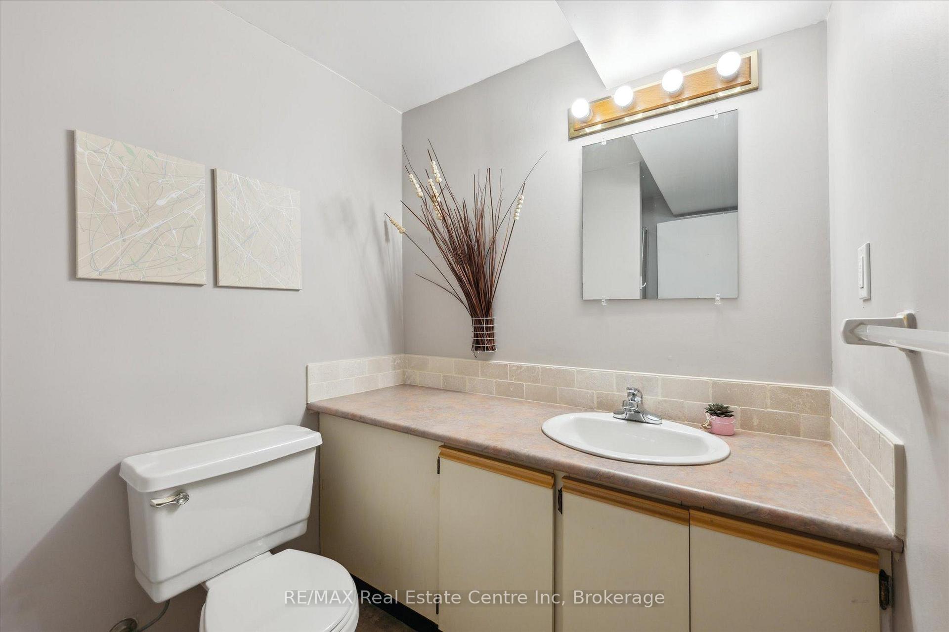 Photo 15 of 61 Leacock Avenue, Guelph, Grange Road — HOMEH