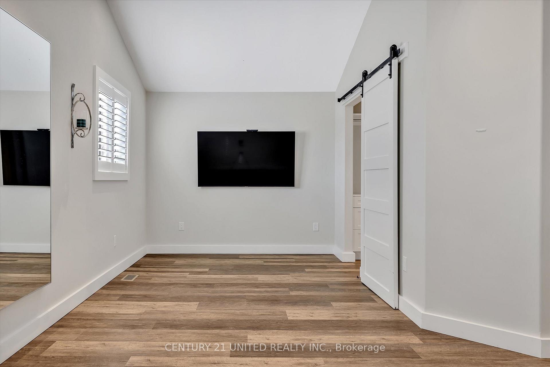 Photo 18 of 4 Andrew Drive, Kawartha Lakes, Lindsay — HOMEH