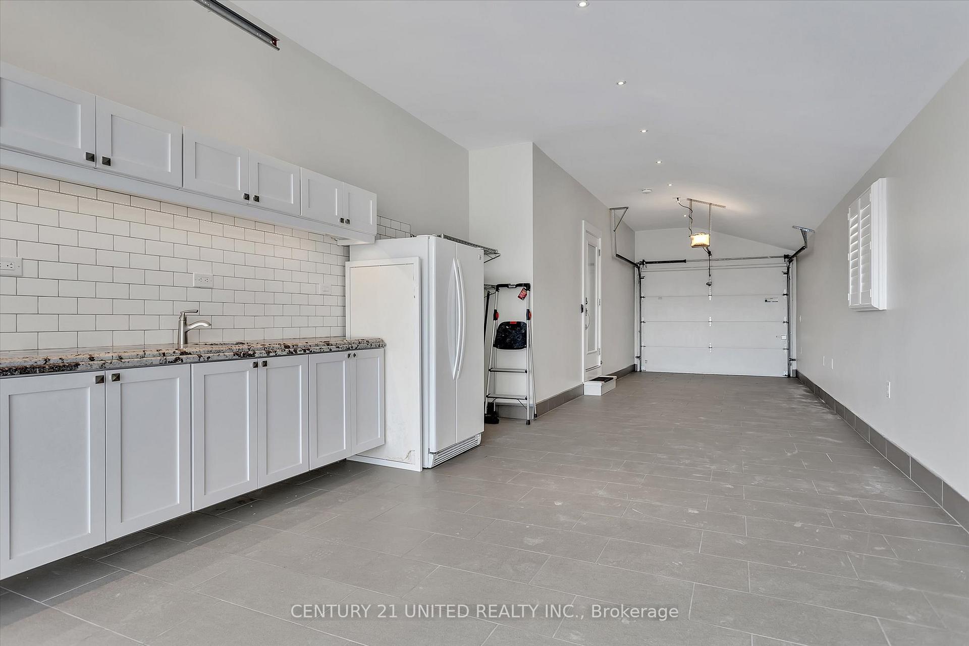 Photo 28 of 4 Andrew Drive, Kawartha Lakes, Lindsay — HOMEH