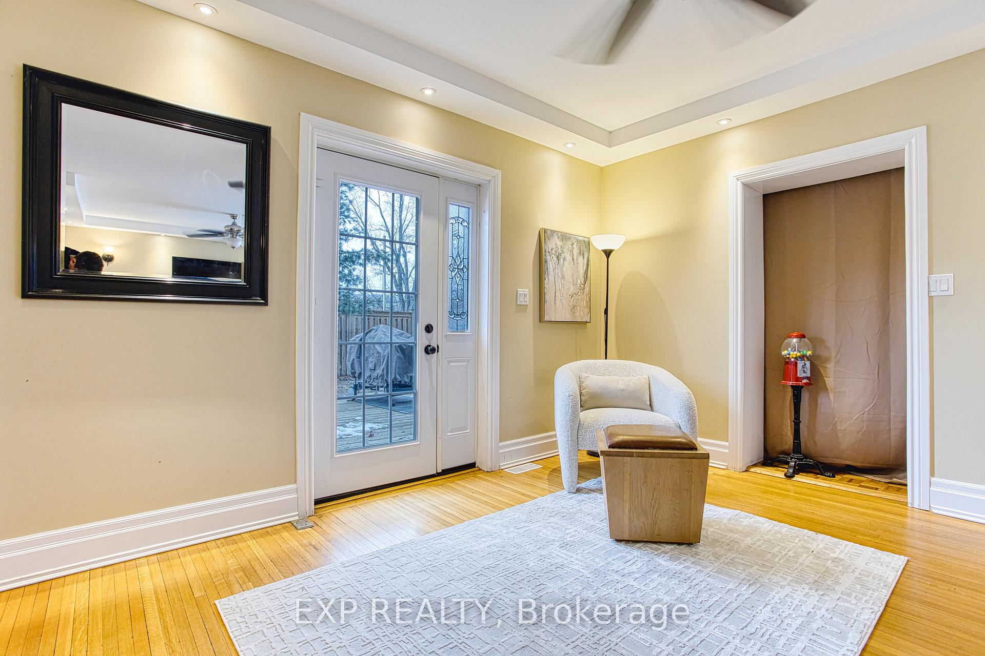 Photo 18 of 202 Central Avenue, Grimsby, Grimsby East — HOMEH
