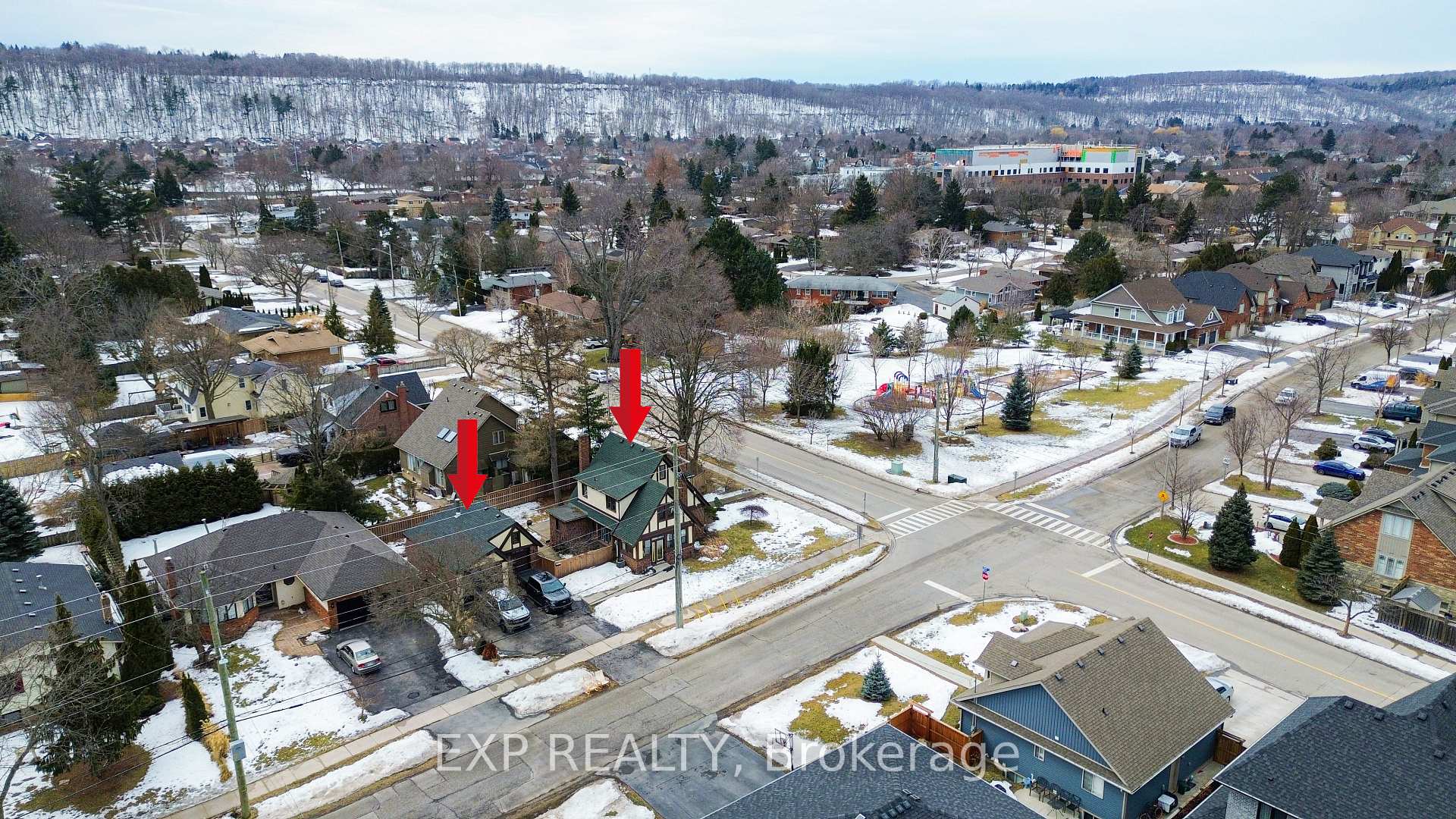 Photo 38 of 202 Central Avenue, Grimsby, Grimsby East — HOMEH