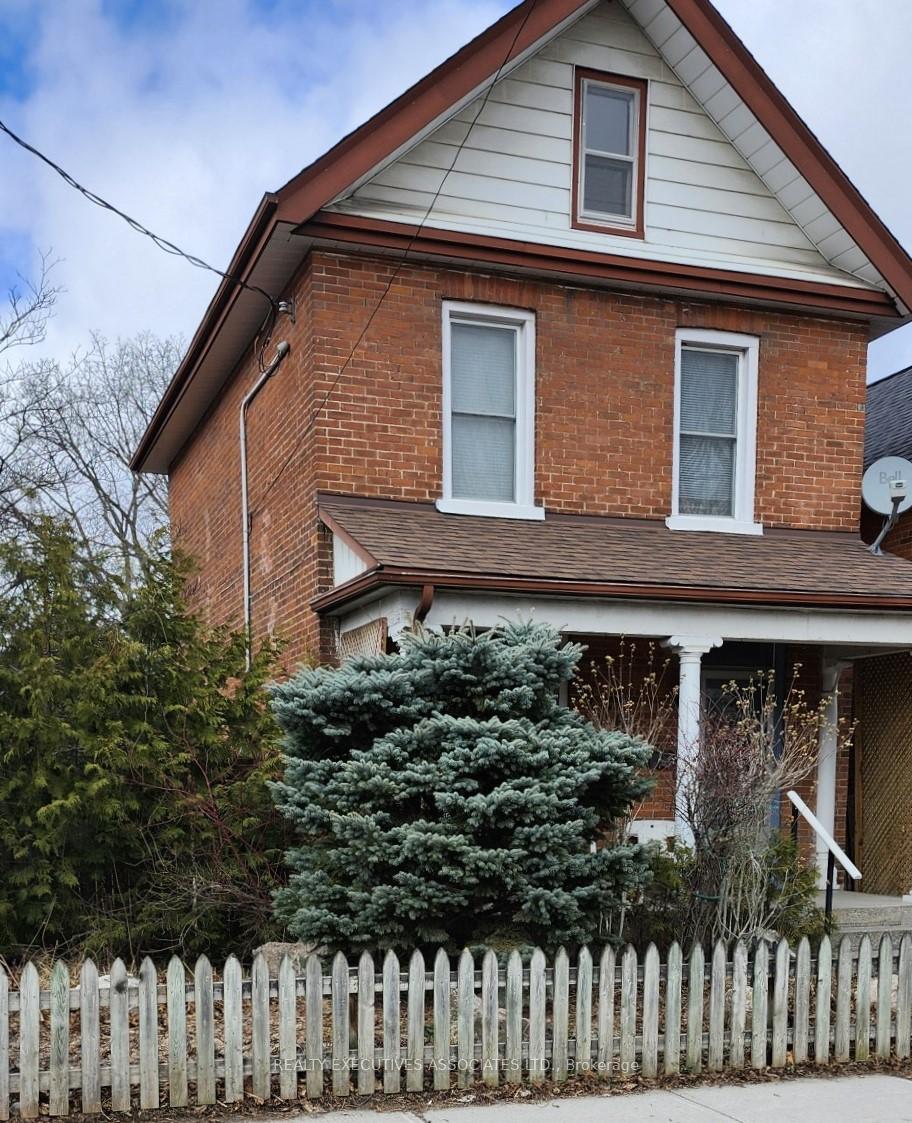 Front of 476 Bolivar Street