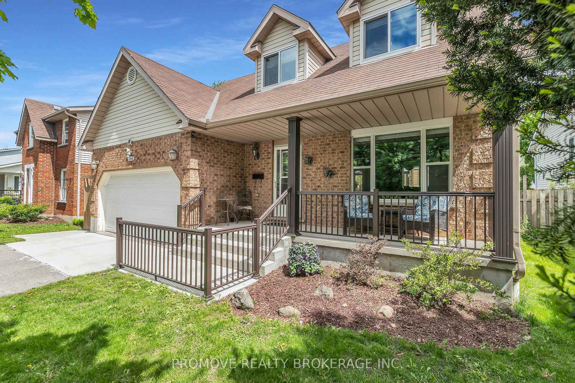 Photo 6 of 246 Elmira Road S, Guelph, Willow West/Sugarbush/West Acres — HOMEH