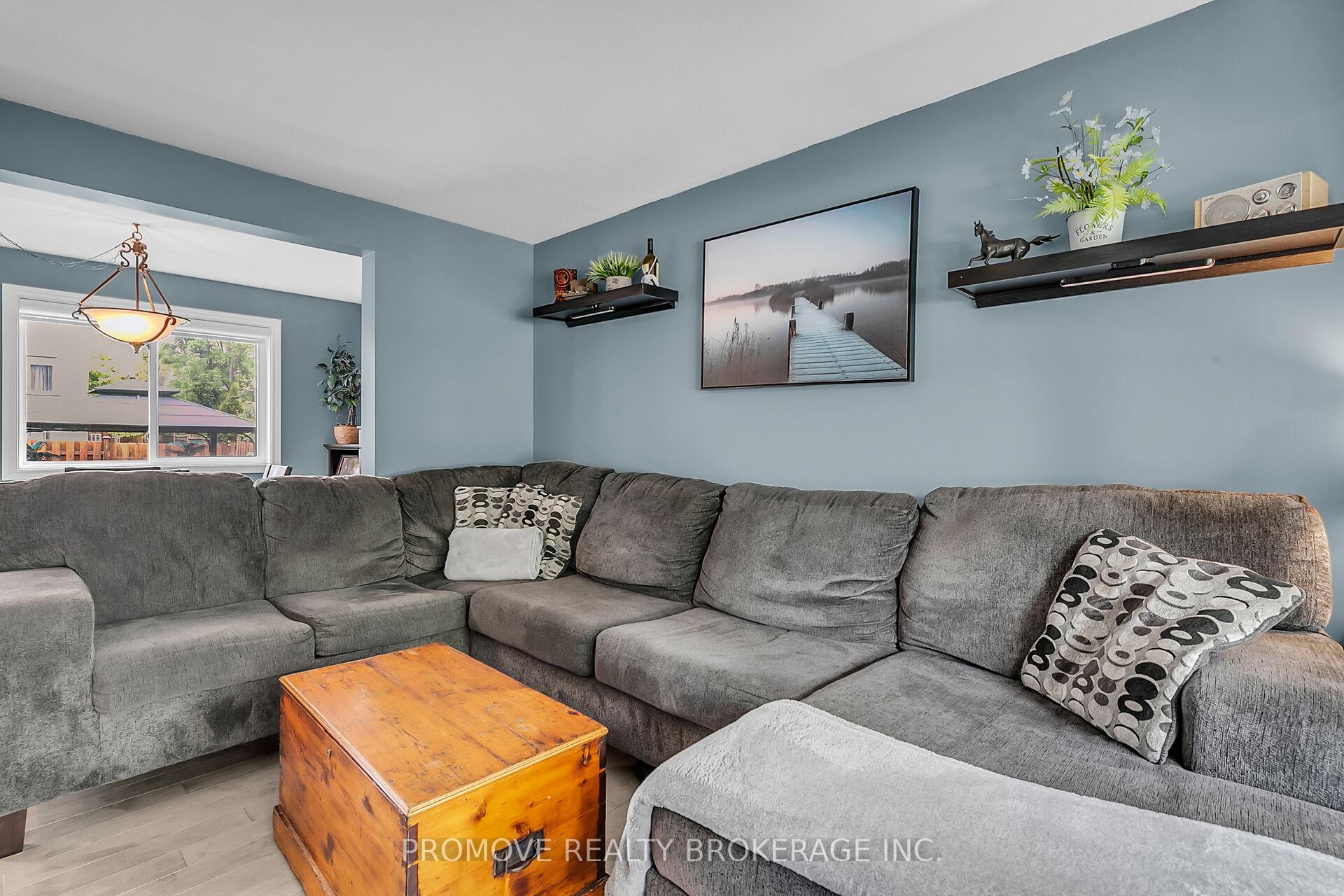 Photo 10 of 246 Elmira Road S, Guelph, Willow West/Sugarbush/West Acres — HOMEH
