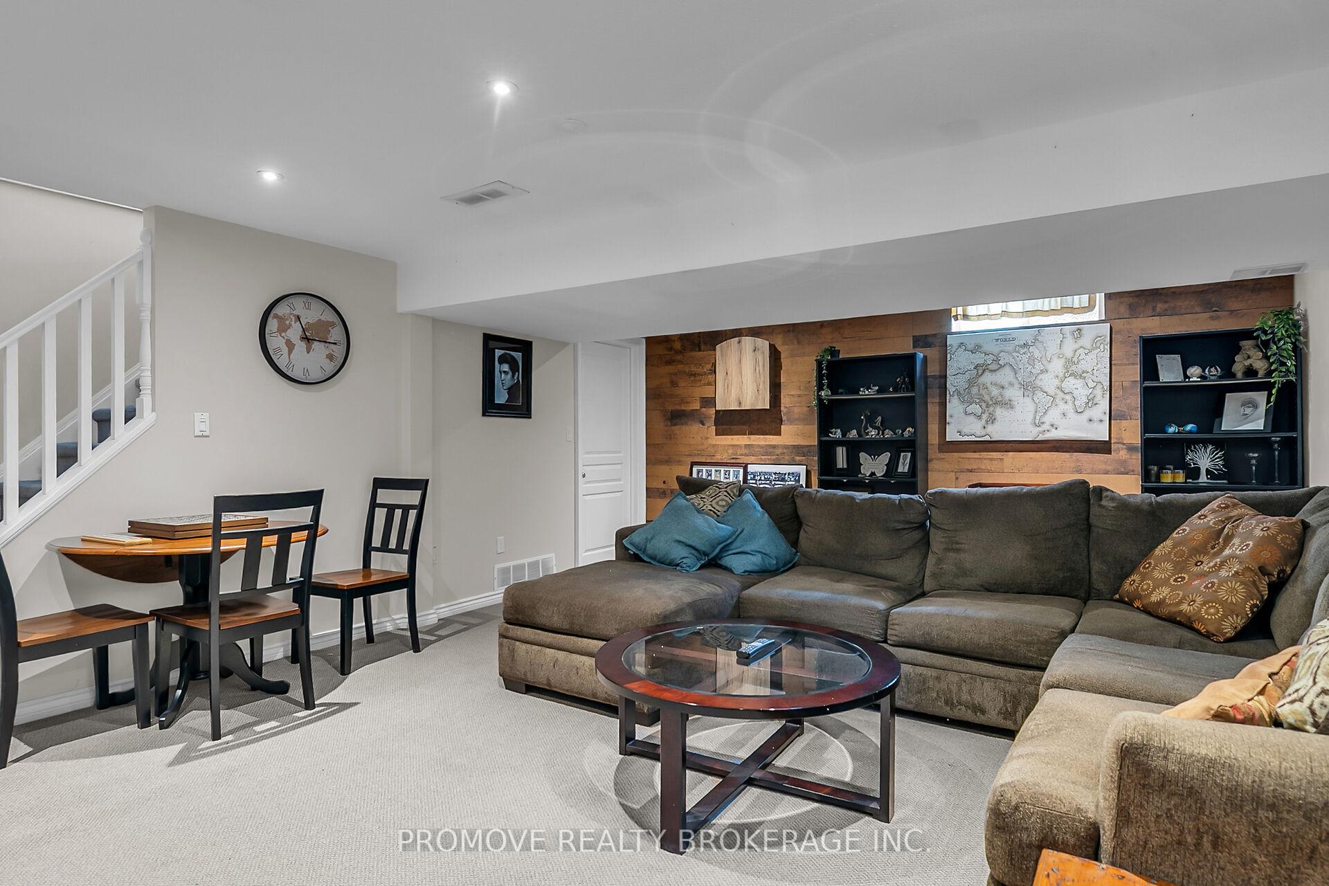 Photo 29 of 246 Elmira Road S, Guelph, Willow West/Sugarbush/West Acres — HOMEH
