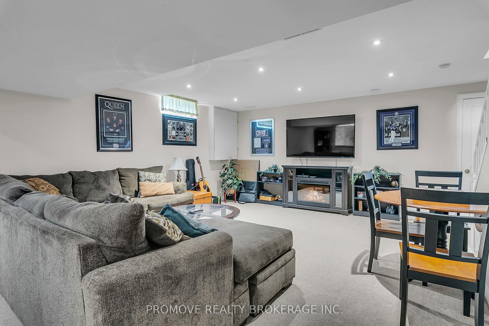 Photo 31 of 246 Elmira Road S, Guelph, Willow West/Sugarbush/West Acres — HOMEH