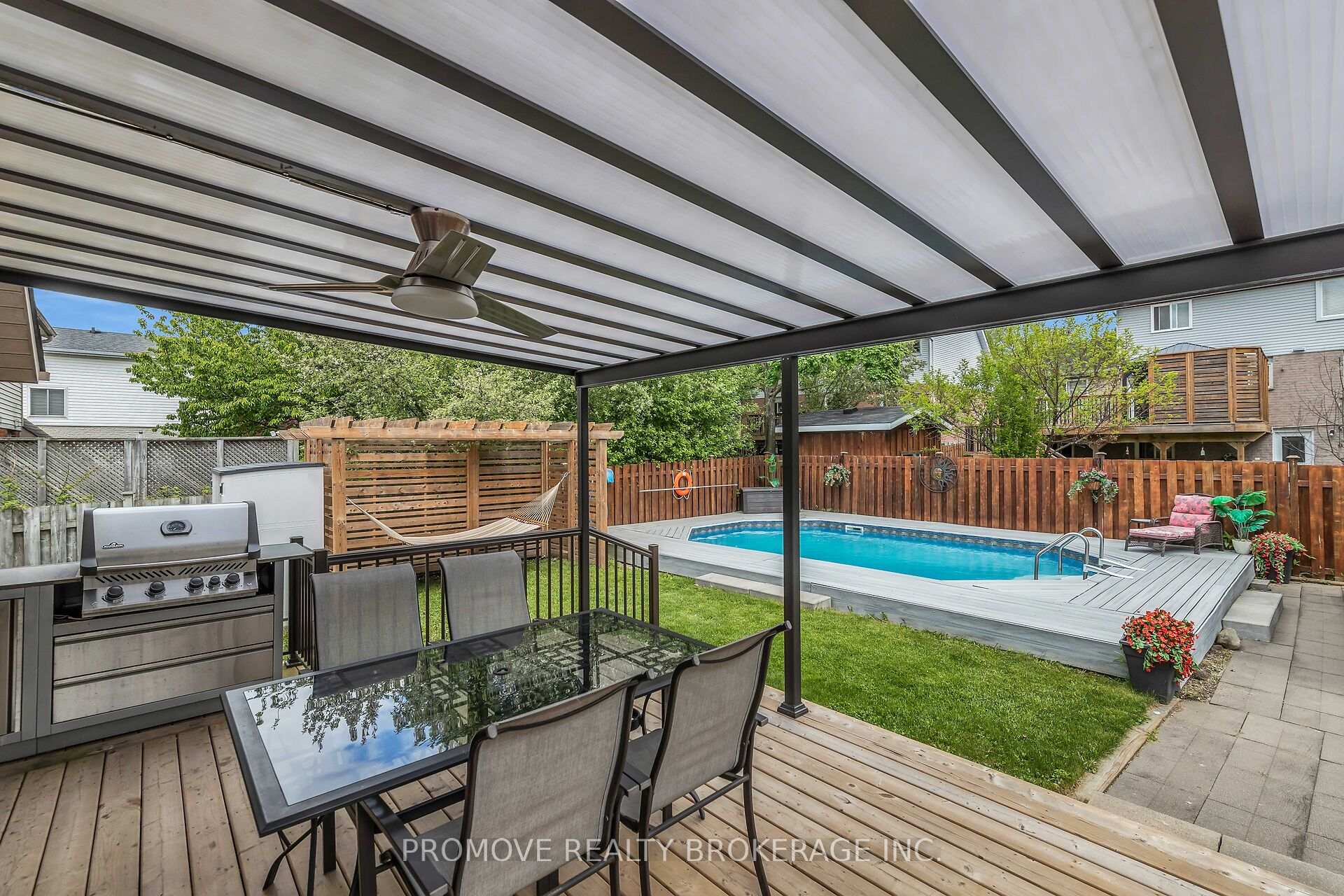Photo 32 of 246 Elmira Road S, Guelph, Willow West/Sugarbush/West Acres — HOMEH
