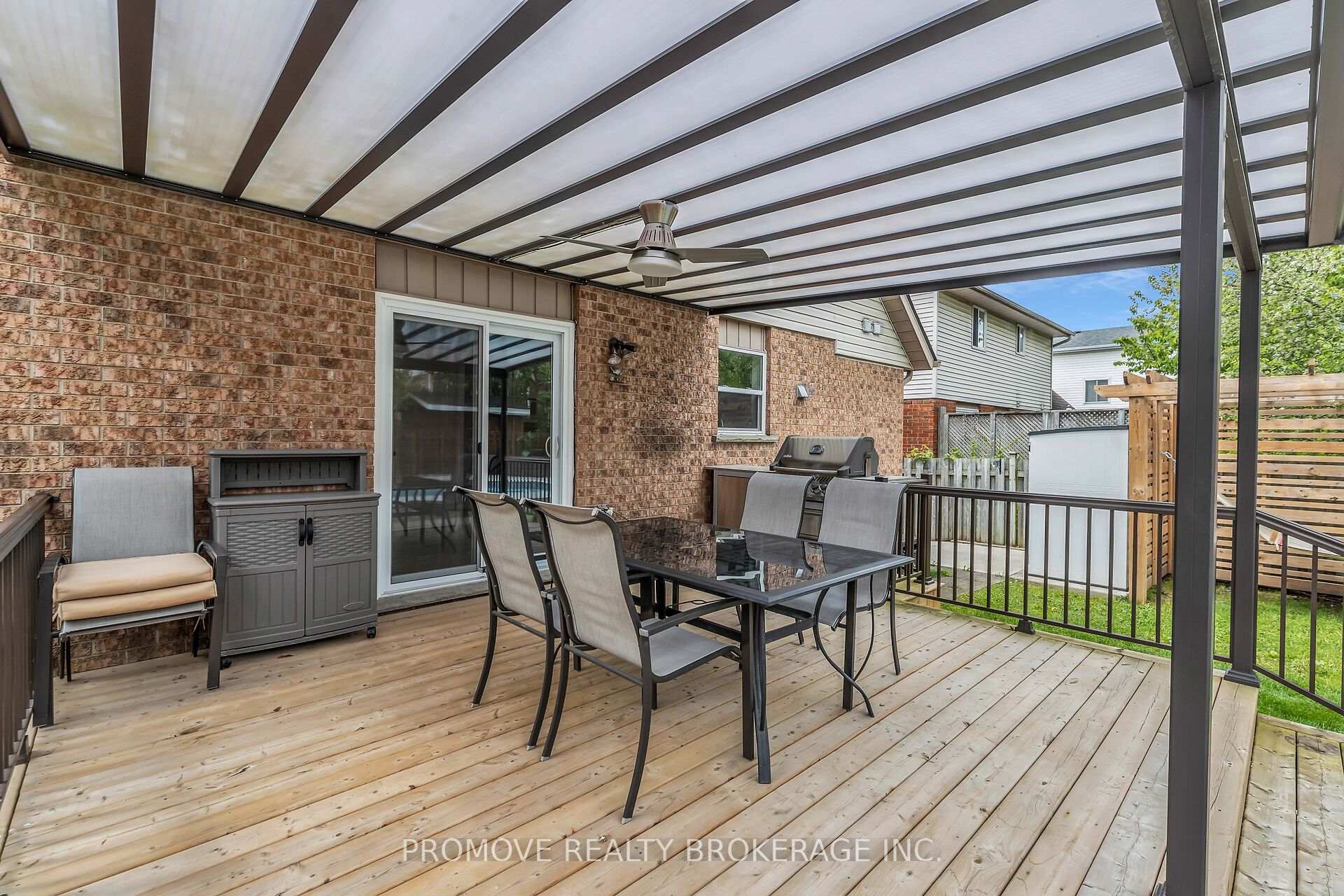Photo 33 of 246 Elmira Road S, Guelph, Willow West/Sugarbush/West Acres — HOMEH