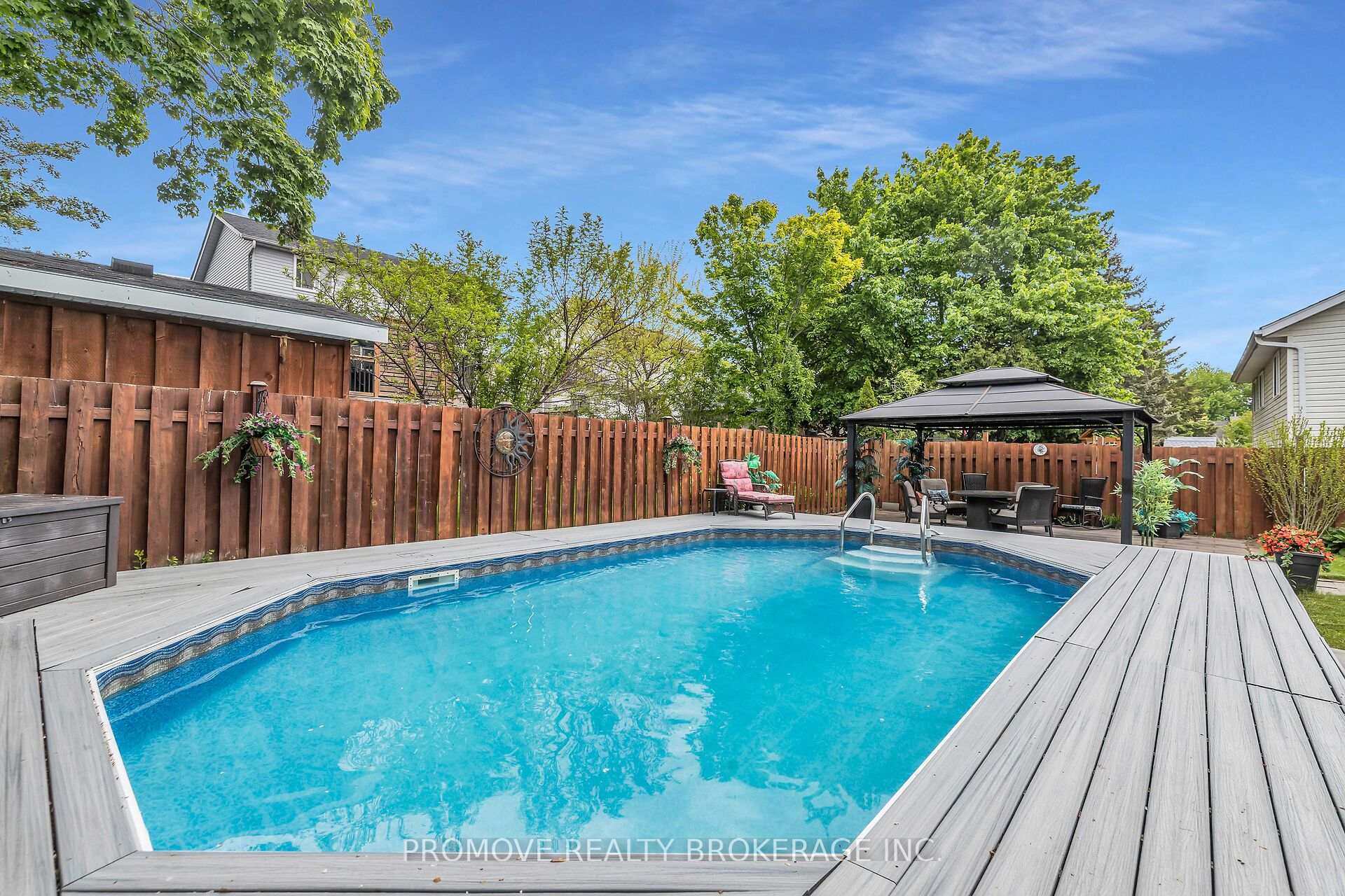 Photo 37 of 246 Elmira Road S, Guelph, Willow West/Sugarbush/West Acres — HOMEH