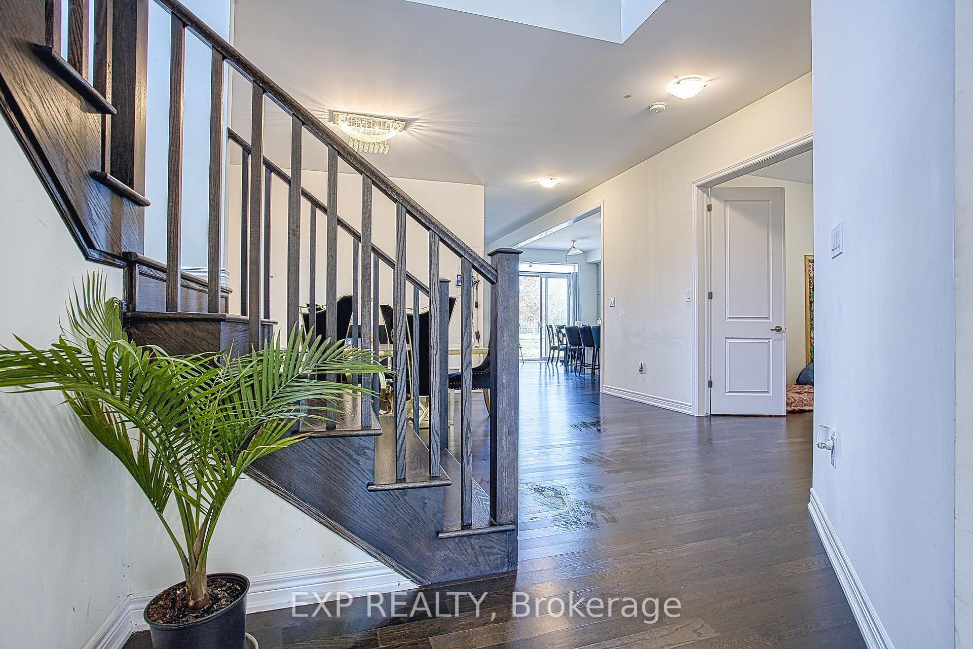 Photo 7 of 90 Spitfire Drive, Hamilton, Mount Hope — HOMEH
