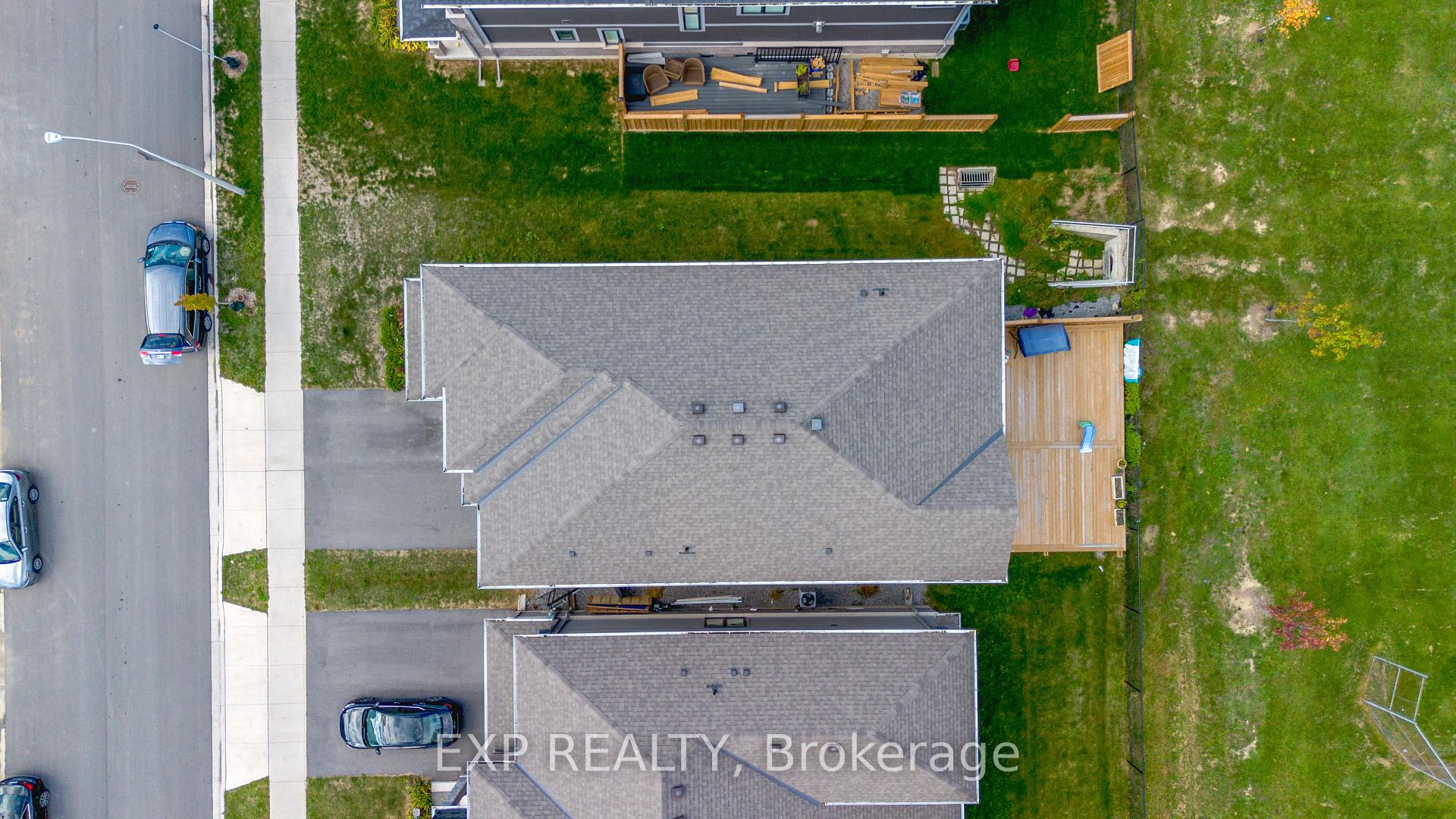 Photo 33 of 90 Spitfire Drive, Hamilton, Mount Hope — HOMEH