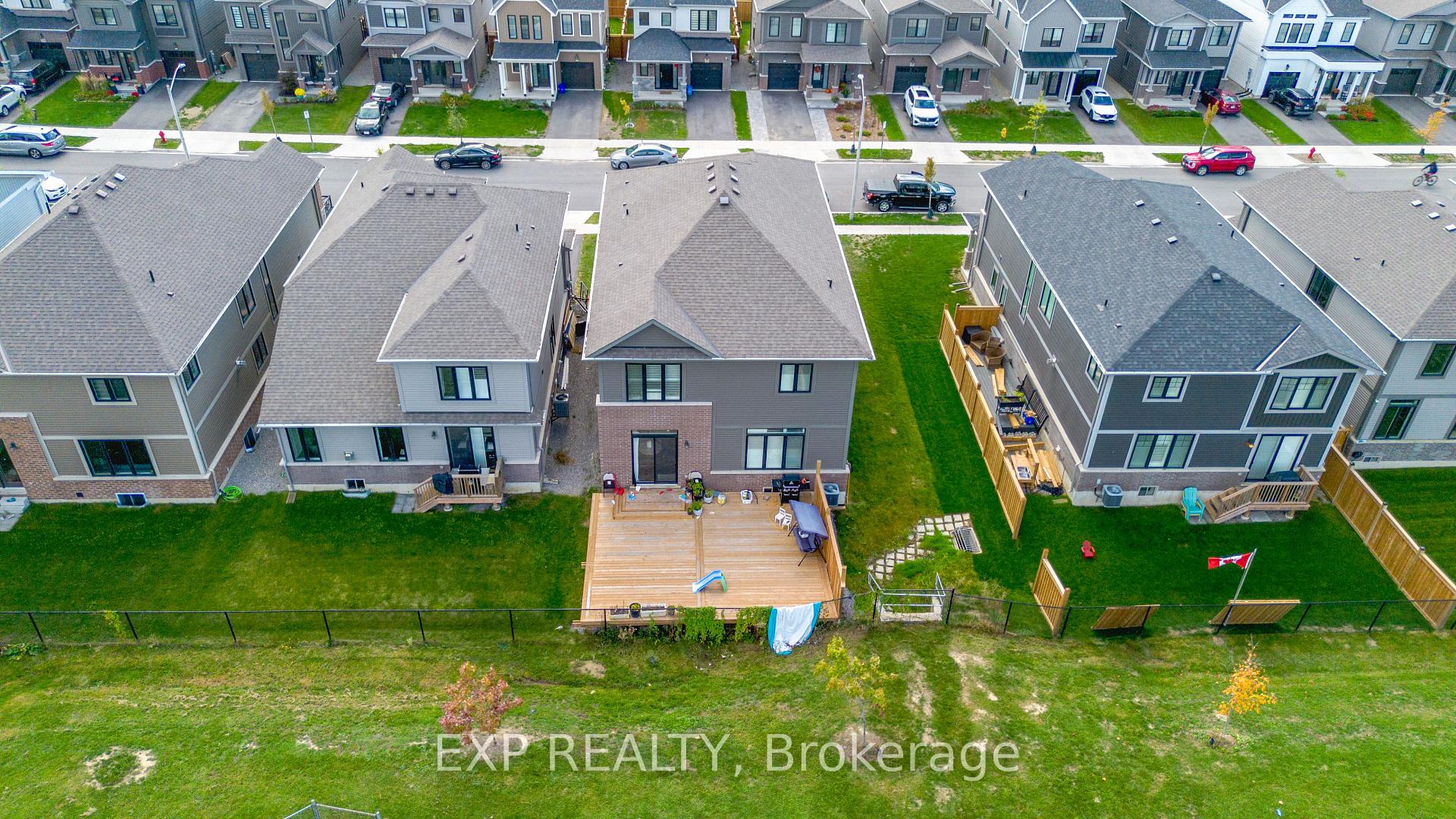 Photo 34 of 90 Spitfire Drive, Hamilton, Mount Hope — HOMEH